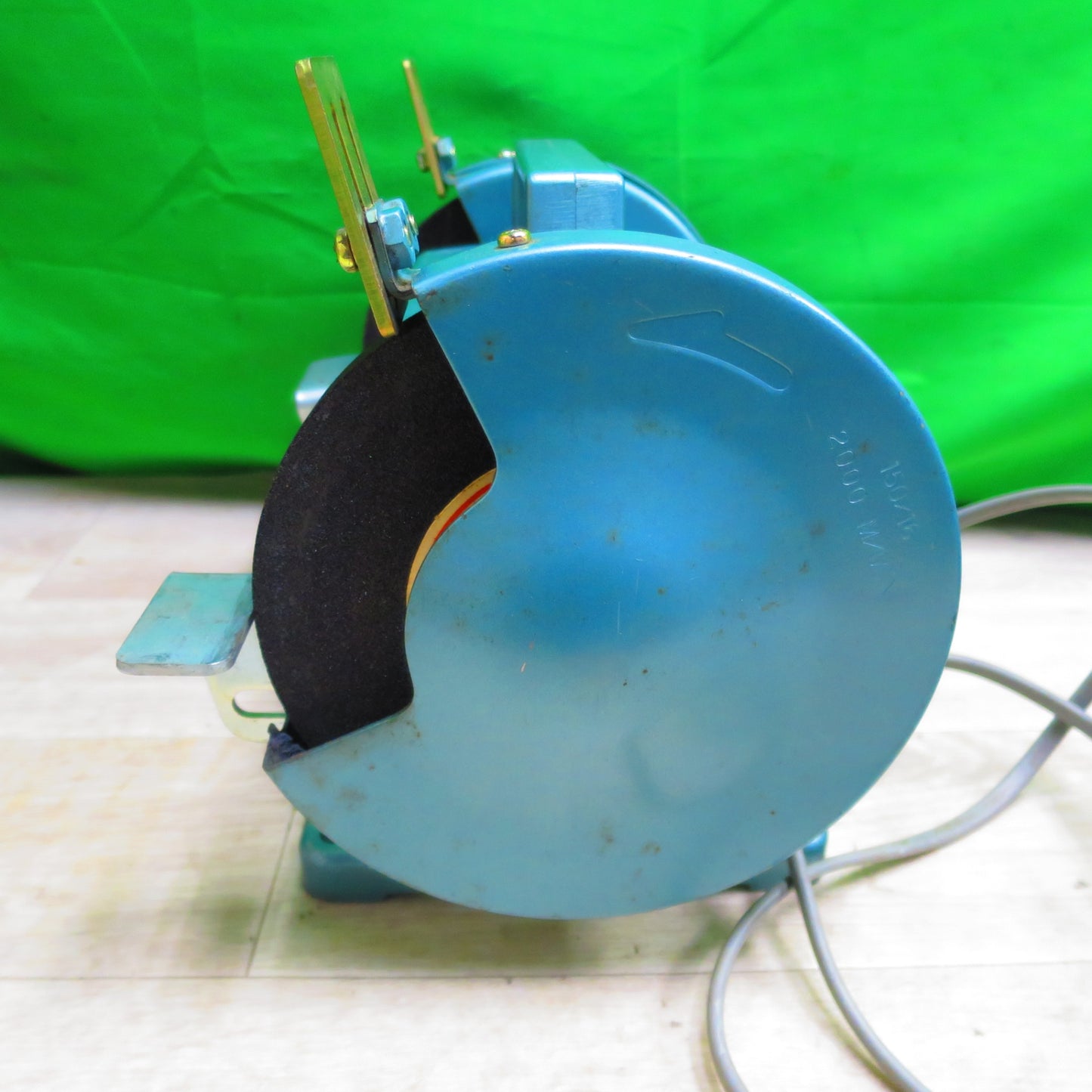 [送料無料] ☆日立 150mm 軽便グラインダー NTG-150 100V 電動 グラインダー 卓上 両頭 研磨機 工具 DIY 大工 道具☆