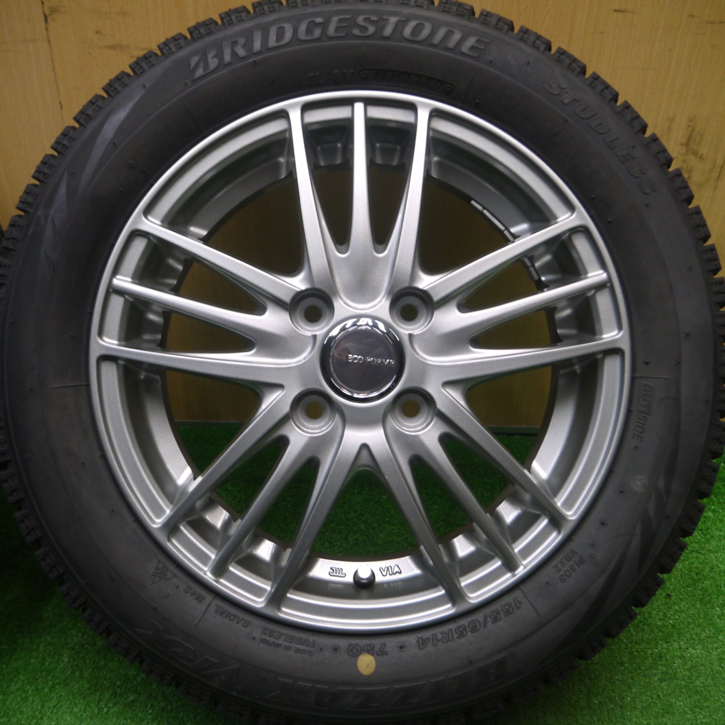 [送料無料] バリ溝！キレイ！ほぼ10分★スタッドレス 155/65R14 ブリヂストン ブリザック VRX ECO FORME エコフォルム 14インチ PCD100/4H★4102901Hス