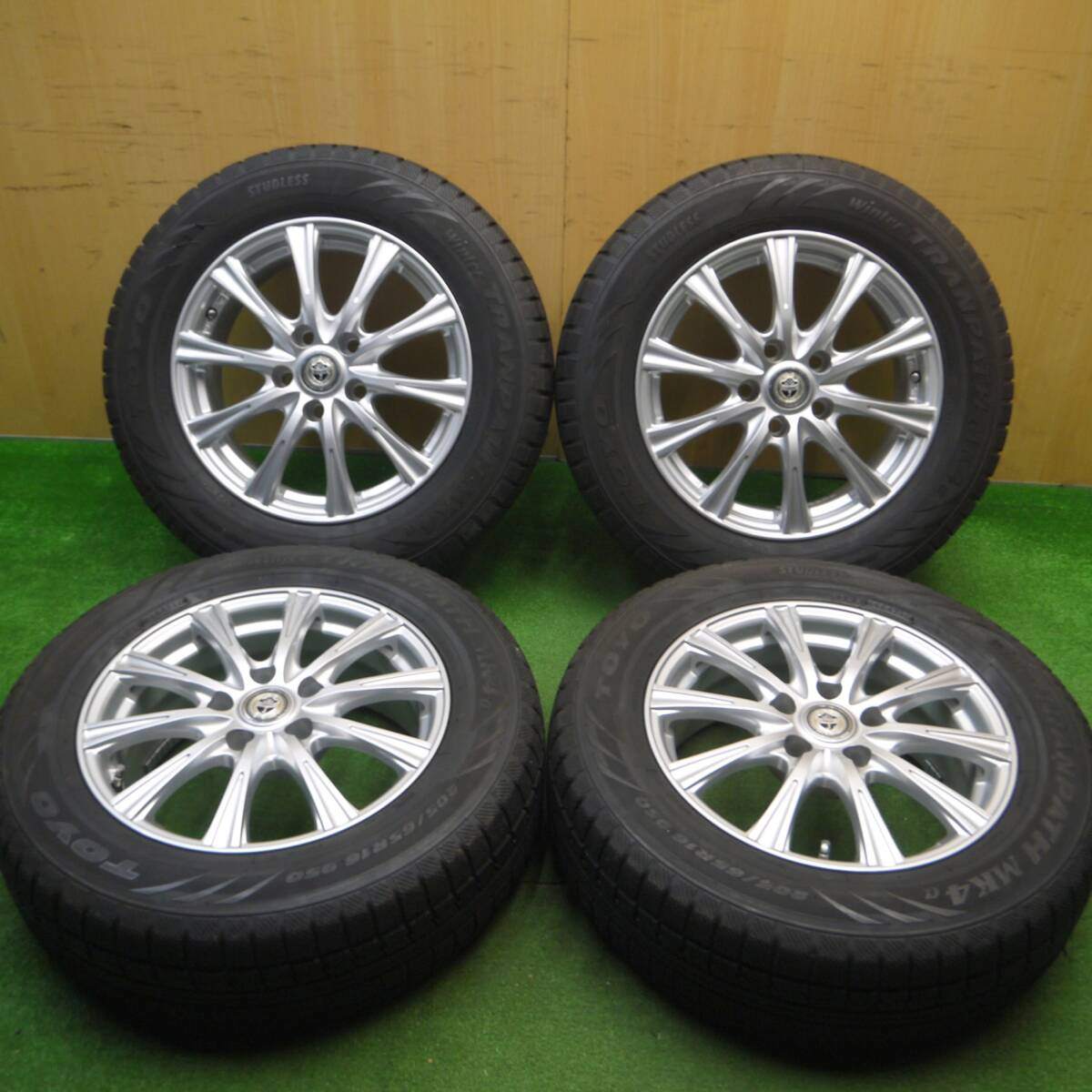 キレイ★スタッドレス 205/65R16 トーヨー ウインター トランパス MK4α JOKER ジョーカー 16インチ PCD114.3/5H★5011401Hス