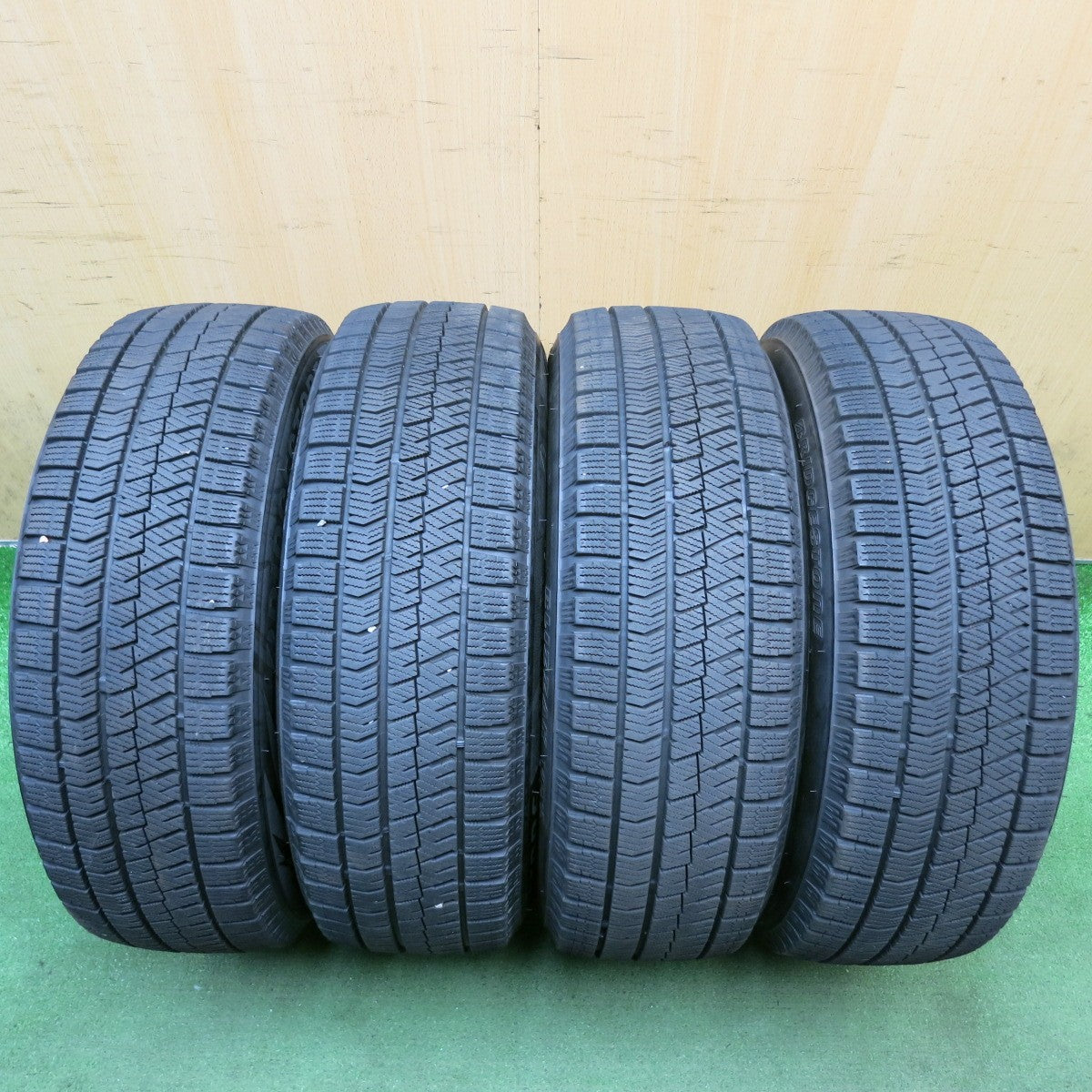 バリ溝！24年！キレイ！9分◎スタッドレス 195/65R15 ブリヂストン ブリザック VRX2 LUTZ 社外 アルミ 15インチ PCD114.3/5H◎6092705HAス