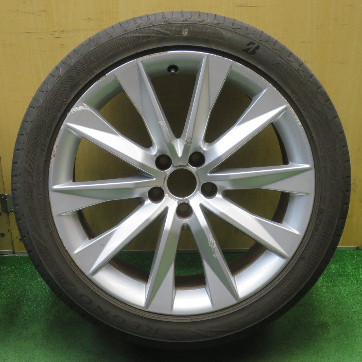 バリ溝！8.5分◎アウディ A7 純正 255/40R19 ブリヂストン レグノ GR-X2 19インチ PCD112/5H◎6072901NJノ