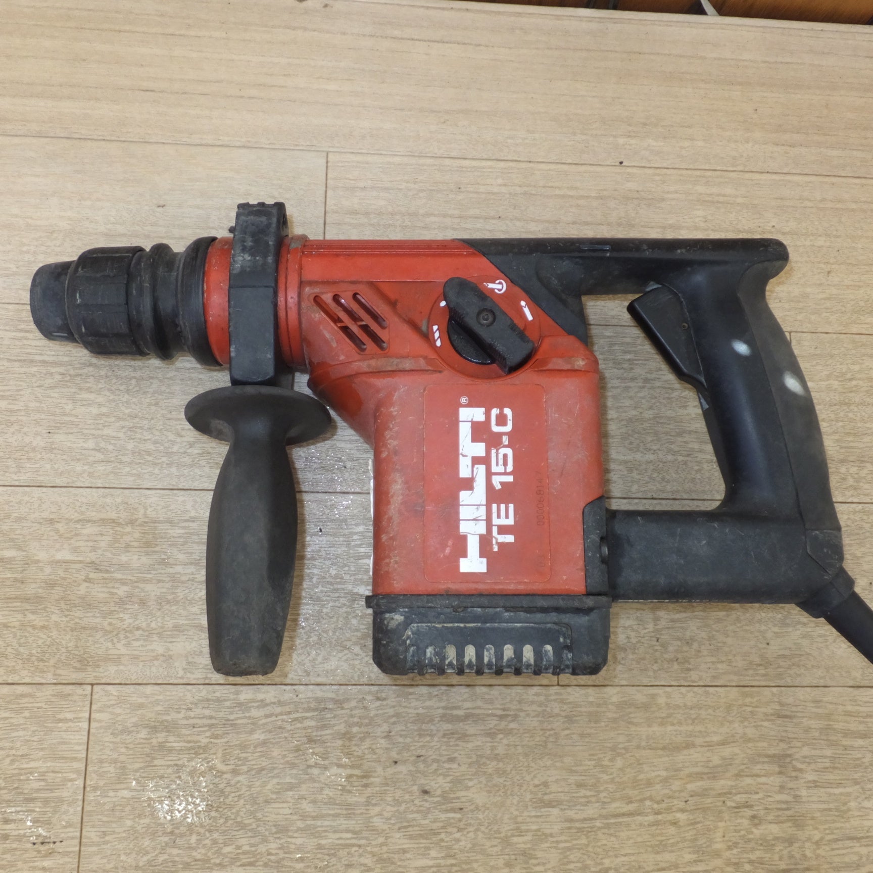 送料無料] ☆ヒルティ HILTI ロータリーハンマードリル TE15-C 100V