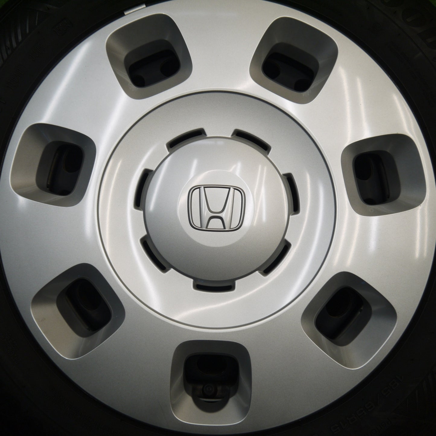 バリ溝！24年！キレイ！9分★ホンダ フリード e:HEV AIR Biz 純正 スチール 185/65R15 グッドイヤー EfficientGrip Performance2 15インチ PCD114.3/5H★5120505Hノ
