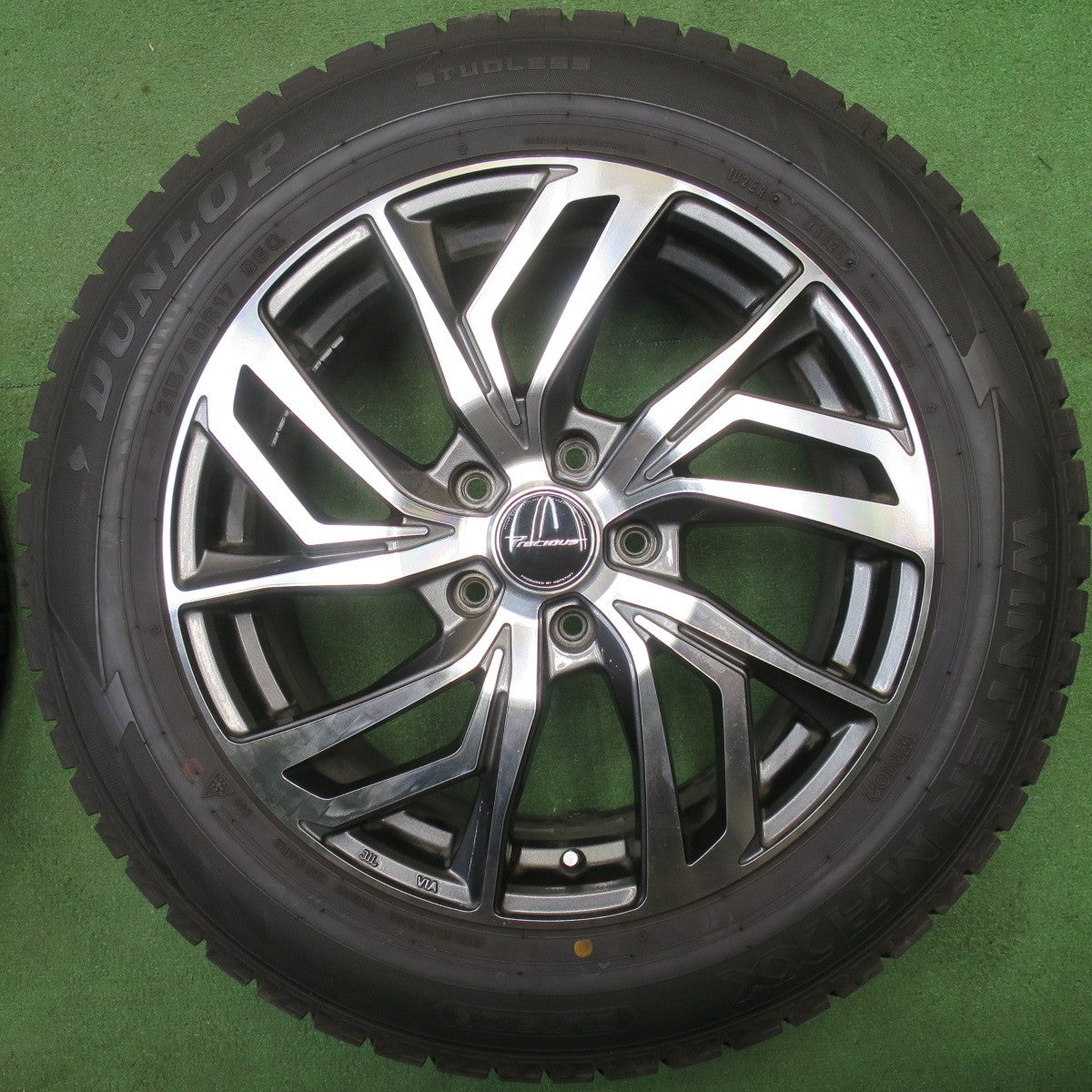 バリ溝！23年！9.5分★スタッドレス 215/60R17 ダンロップ ウインターマックス WM02 Precious C-1 プレシャス 17インチ PCD114.3/5H★6022401NJス