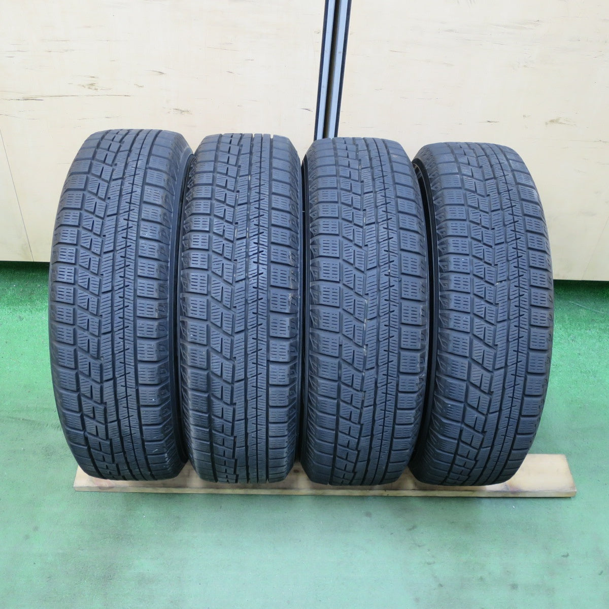 バリ溝！キレイ！9.5分★WORK Septimo G-01 プラス 175/70R14 スタッドレス ヨコハマ アイスガード IG60 ワーク セプティモ 14インチ PCD100/4H★5052902TTス