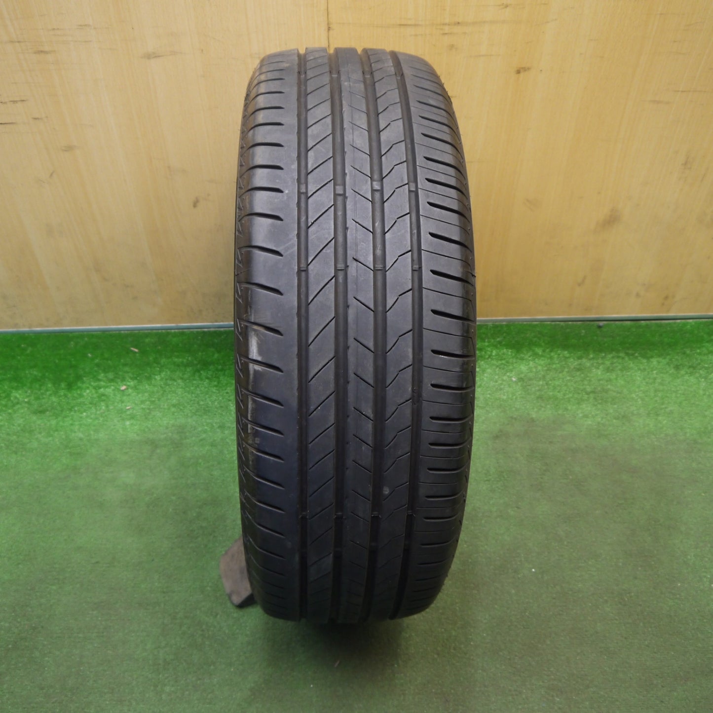 バリ溝！9分！1本★225/65R17 ブリヂストン アレンザ 001 ALENZA タイヤ 17インチ ハリアー RAV4 等★6031701Hノタ