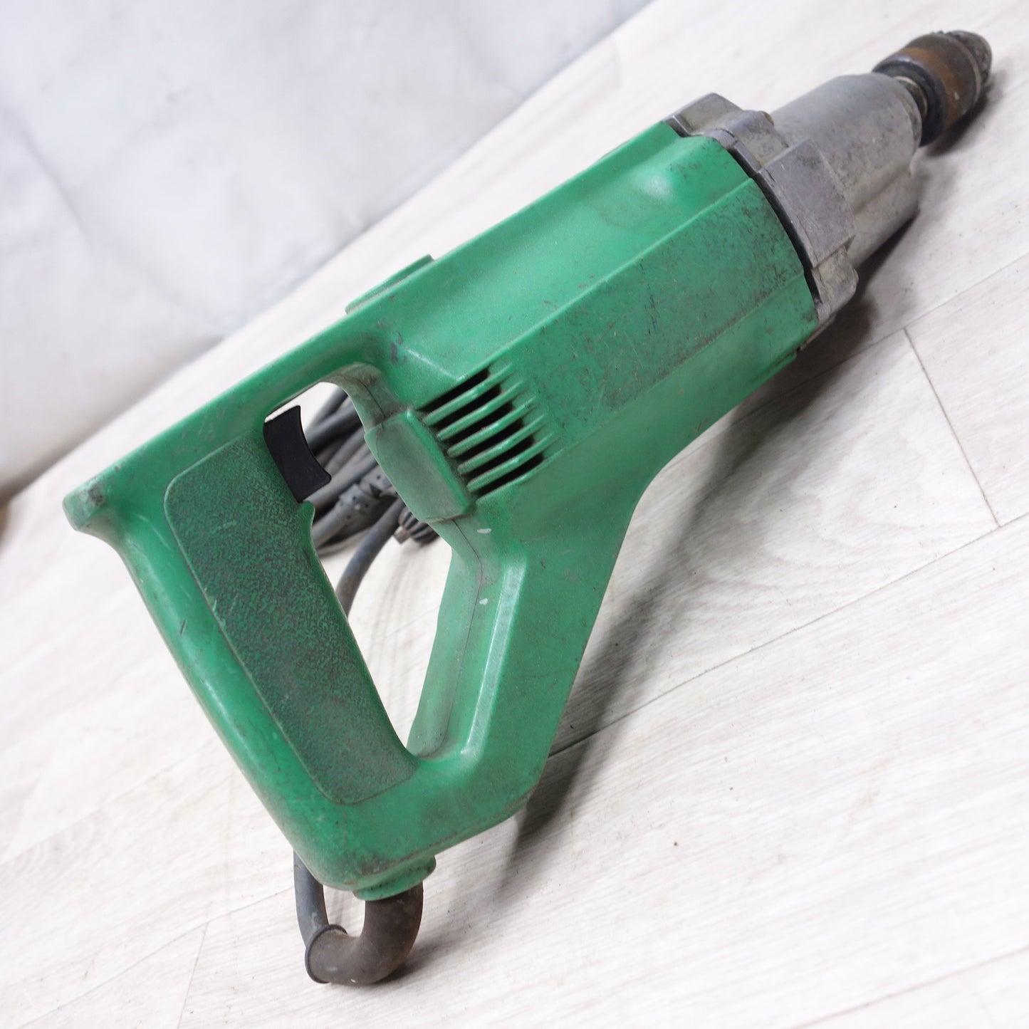 [送料無料] ◆日立 8mm タッパ 100V UT8V ねじ立て HITACHI 電動 工具◆