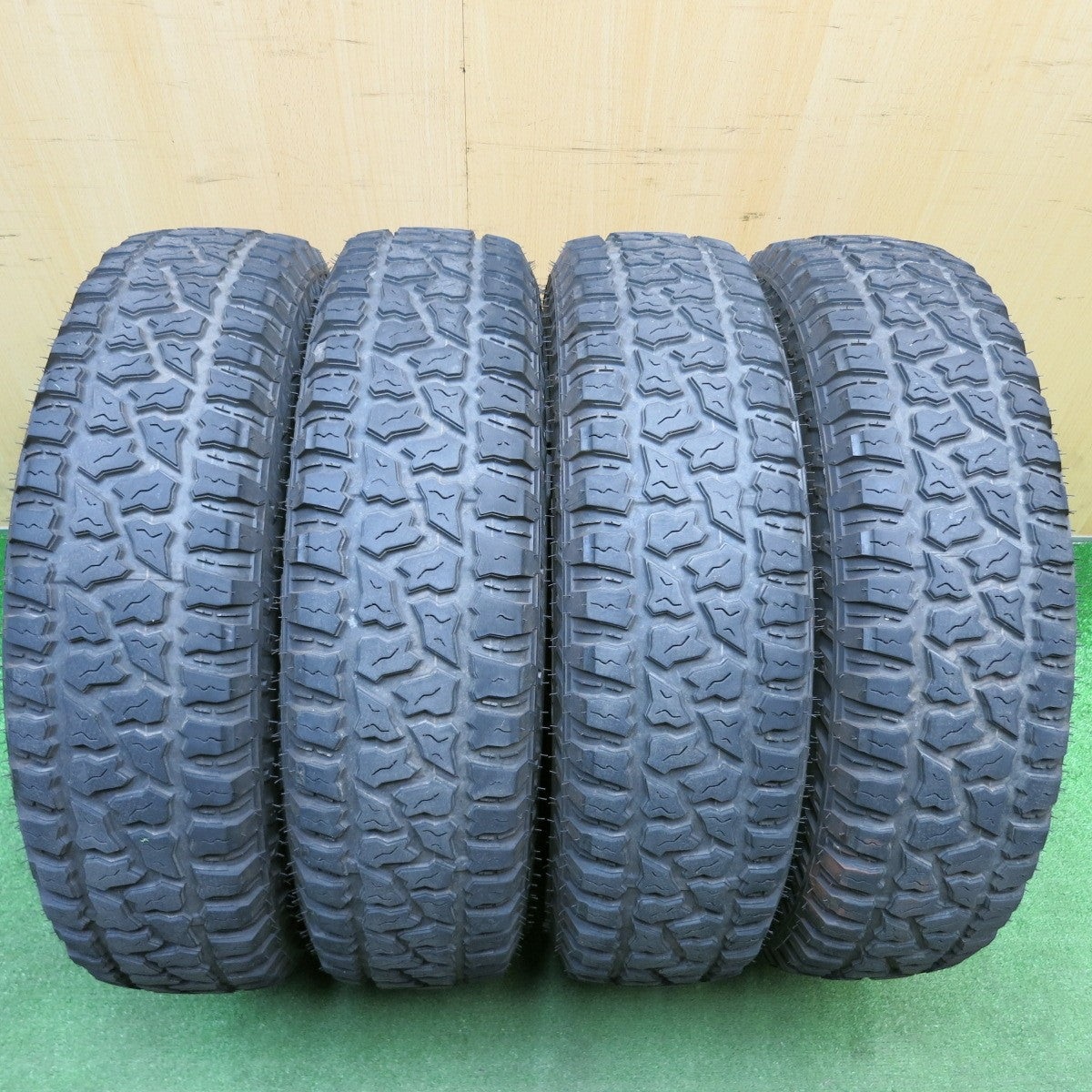キレイ！23年★ジムニー KIRCHEIS X 175/80R16 マックストレック EXTREME R/T ホワイトレター キルヒアイス 16インチ PCD139.7/5H★6011802HAノ