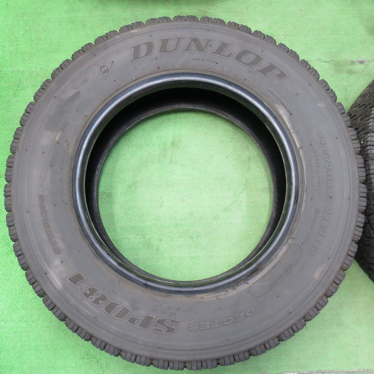 4本 23年★トラック タイヤ 245/70R19.5 136/134J スタッドレス ダンロップ デクテス SP081 DECTES 19.5インチ★5010612イスタ
