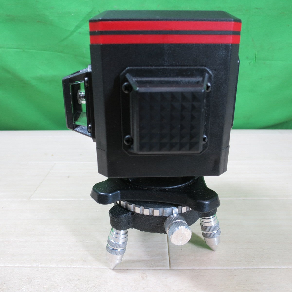 [送料無料] キレイ！バッテリー2個付き☆Seesii レーザー墨出し器 MKS12F-G 電動 工具 墨出器 水平 器 垂直 建築 シーシー☆