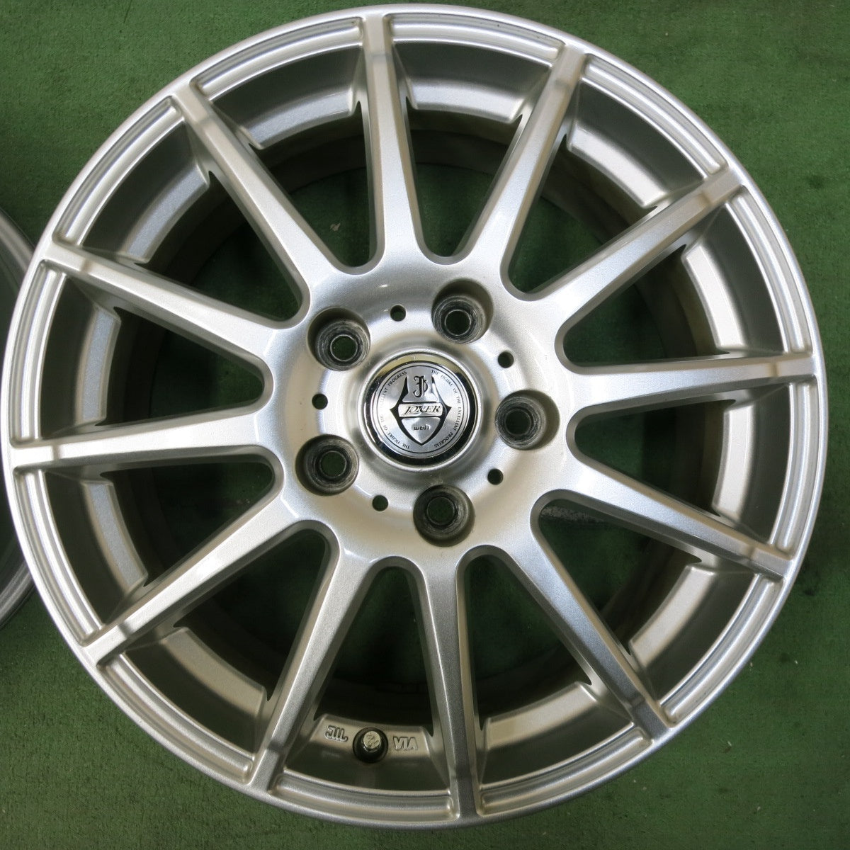 [送料無料] キレイ★JOKER weds ホイール 16インチ ジョーカー ウェッズ 16×6.5J PCD114.3/5H★5021404SYホ