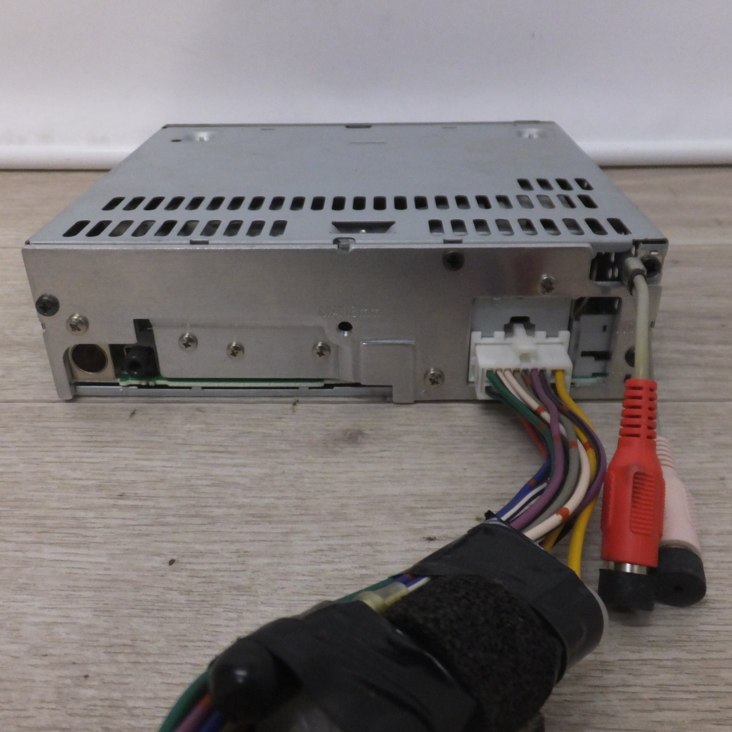 [送料無料] ★クラリオン製 スズキ カーオーディオ CD MP3 WMA レシーバー CZ109　C9C9 V6 180[37]★