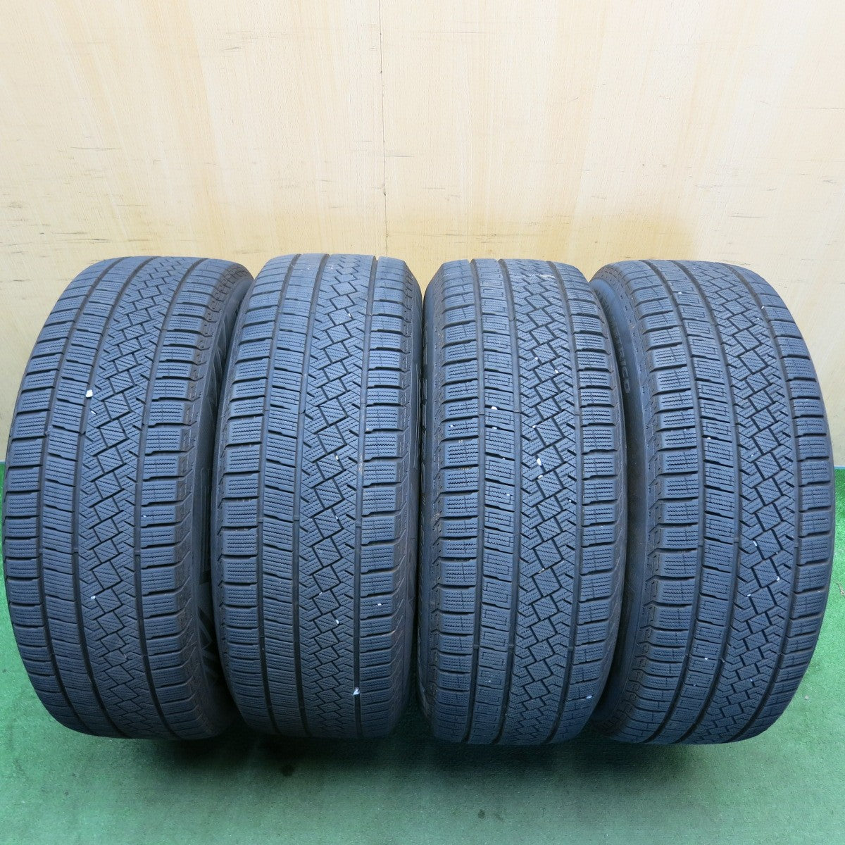 バリ溝！24年！キレイ！9.5分◎ミライ 等 Lehrmeister L-F LOUNGE 235/55R19 スタッドレス ピレリ アイスゼロ アシンメトリコ レアマイスター LF ラウンジ 19インチ PCD120/5H◎6070201HAス