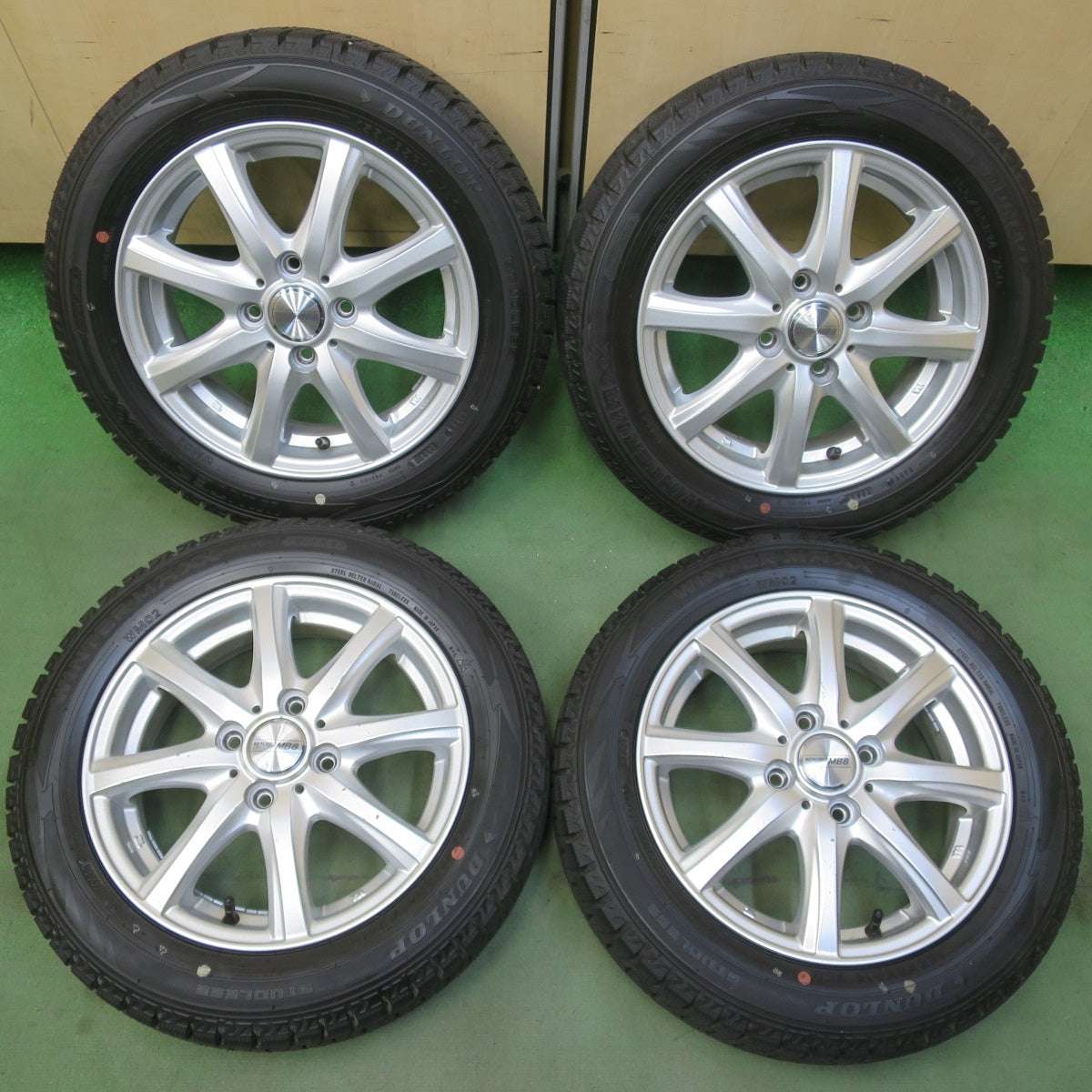 バリ溝！ほぼ10分◎スタッドレス 155/65R14 ダンロップ ウインターマックス WM02 MACBES MB8 マクベス 14インチ PCD100/4H◎6061503イス