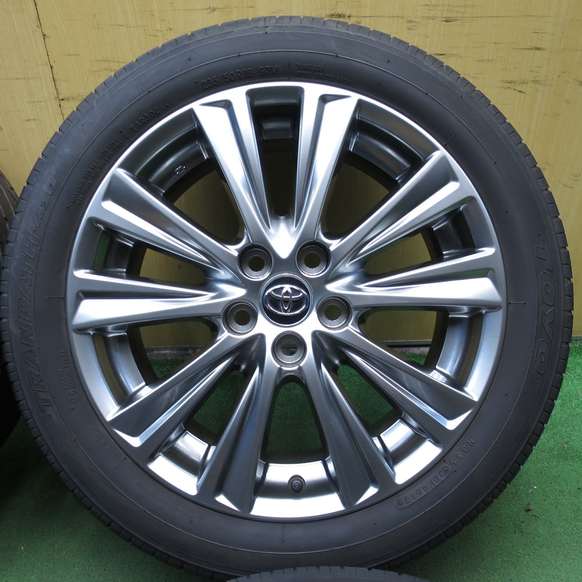 *送料無料* 4本価格★トヨタ 30系 アルファード ヴェルファイア 純正 ハイグロス 235/50R18 トーヨー トランパス R30 PCD114.3/5H★4041604クノ