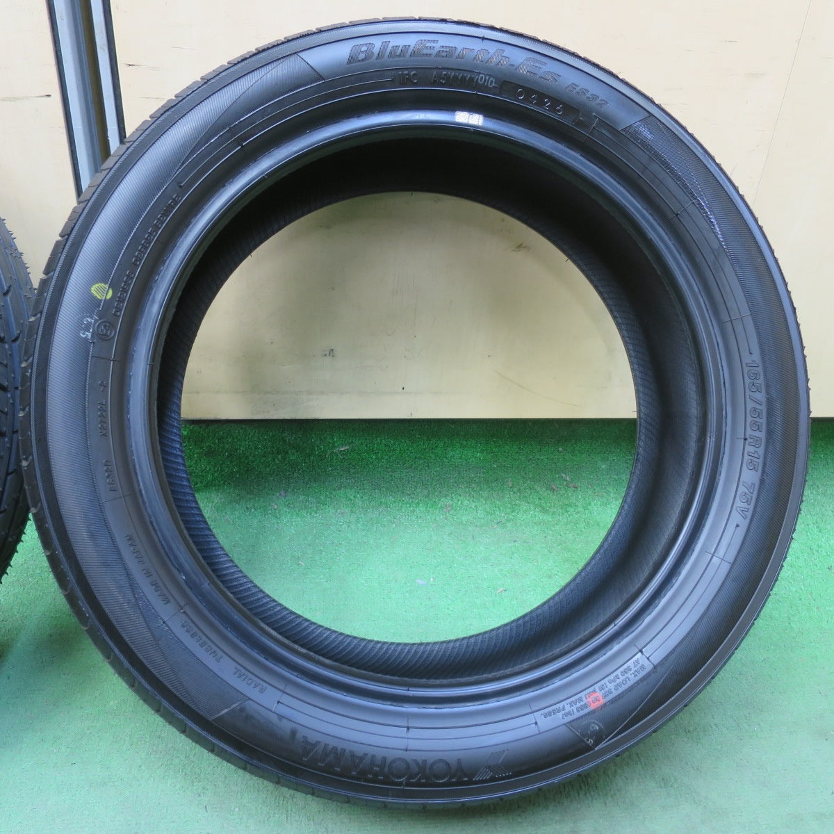 新車外し！26年★165/55R15 ヨコハマ BluEarth-ES ES32 ES32D タイヤ 15インチ ブルーアース ムーブ キャンバス ウェイク N-BOX 等 軽サイズ★6032404イノタ