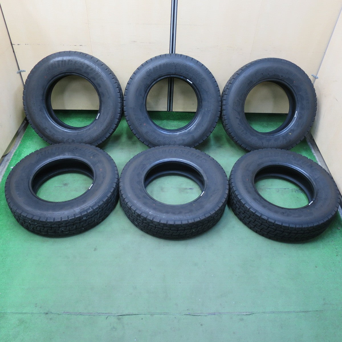 バリ溝！25年！9分！6本★トラック タイヤ 205/85R16 117/115N ブリヂストン エコピア M812 ミックス オールシーズン 16インチ★5101005イスタ