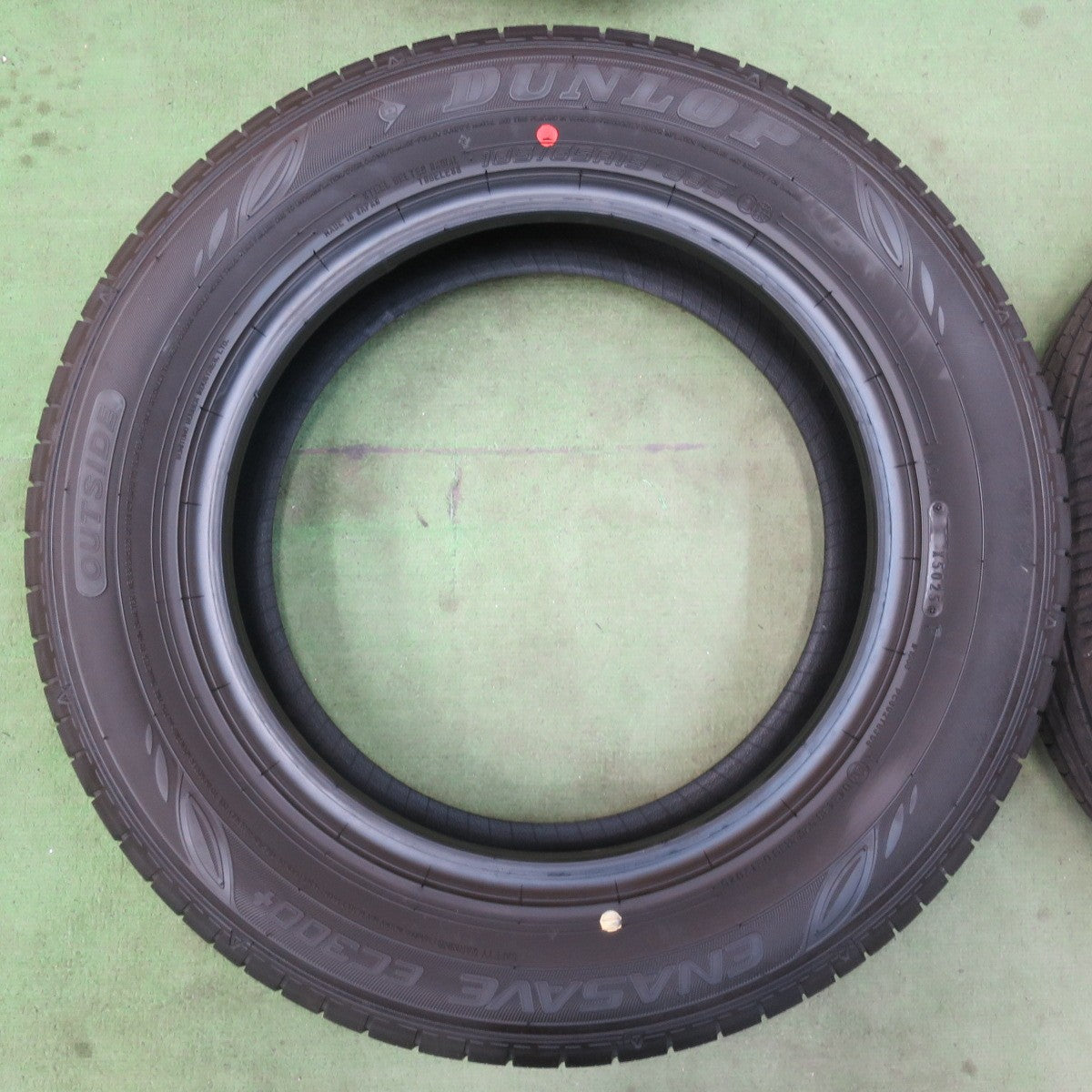 新車外し！25年★185/65R15 ダンロップ エナセーブ EC300+ タイヤ 15インチ アクア シエンタ フィット ノート マツダ2 等★6030408イノタ