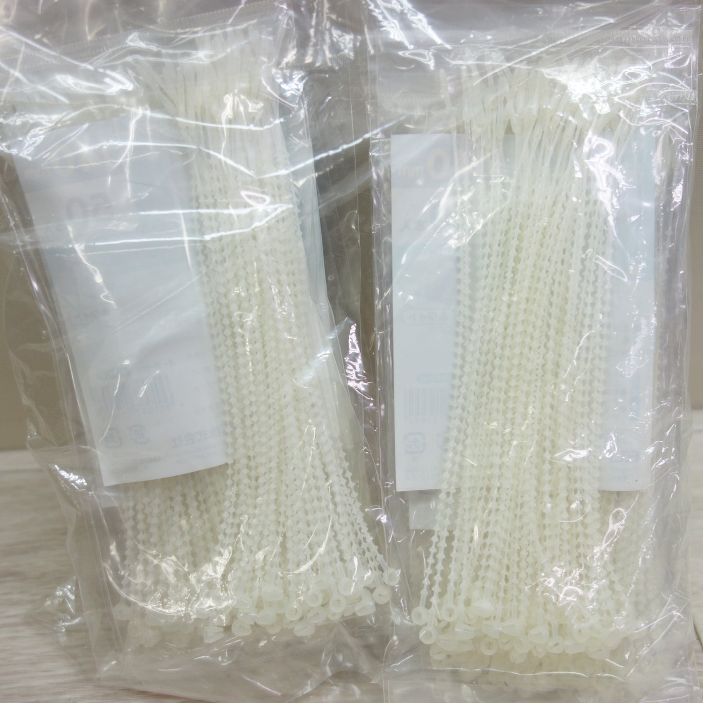 [送料無料] 未使用！8500本まとめ売り☆ELPA 結束 バンド スリムタイプ 140mm ホワイト KBS-N140050(WH)  50本入り×170個セット 幅 1.7mm 最大結束内径 30mm ナイロン☆