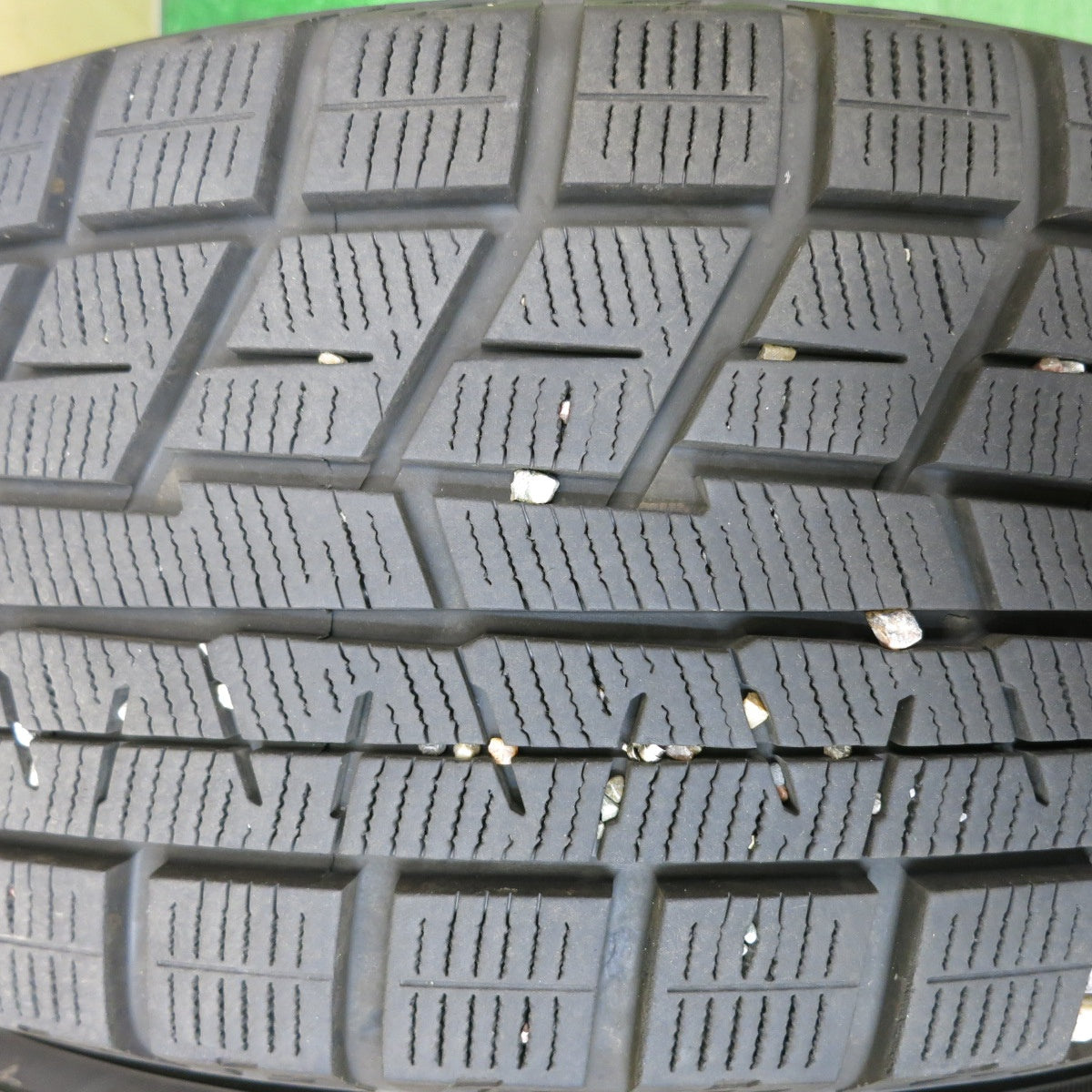 バリ溝！22年！キレイ！9.5分★スタッドレス 215/60R16 ヨコハマ アイスガード iG60 SPORT ABELIA スポルト アベリア 16インチ PCD114.3/5H★5081407HAス