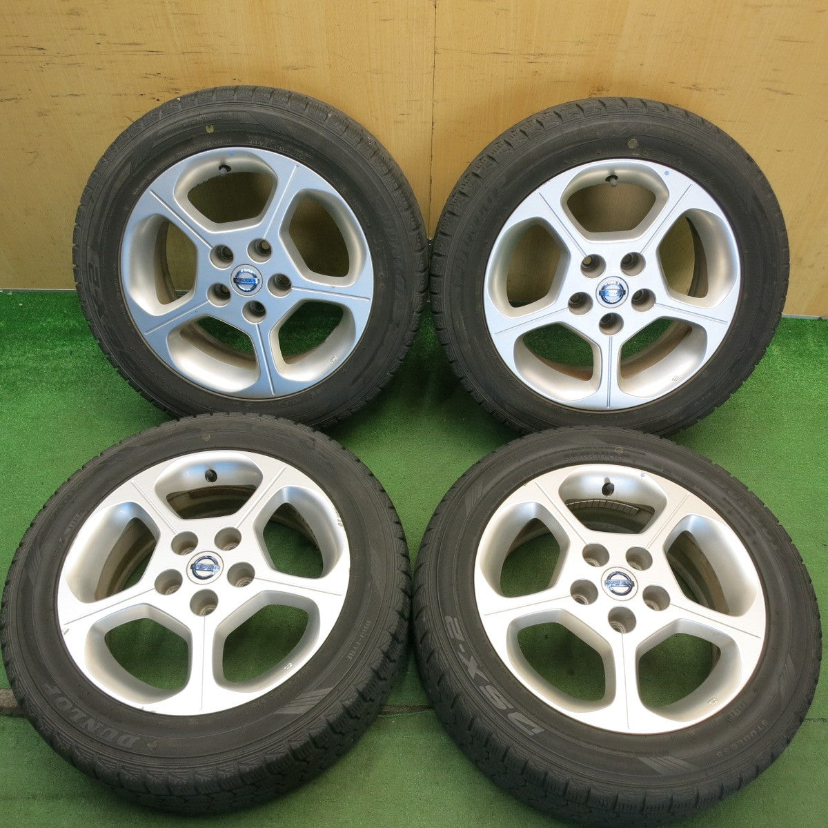 4本価格◎日産 ZE0 リーフ 純正 205/55R16 スタッドレス ダンロップ DSX-2 16インチ PCD114.3/5H◎6070505HAス