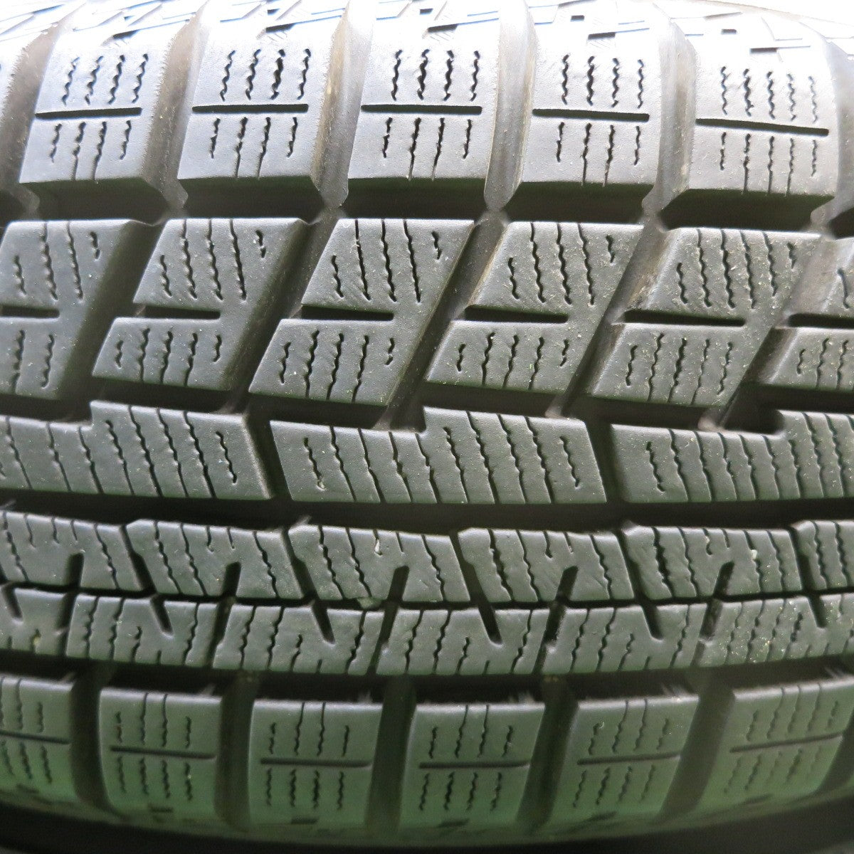 ① 155/65R14 ヨコハマiG60 バリ溝 4本 送料込み 155/65R14 ヨコハマ iceGUARD iG60 中古冬 4本 中古】ヨコハマ アイス