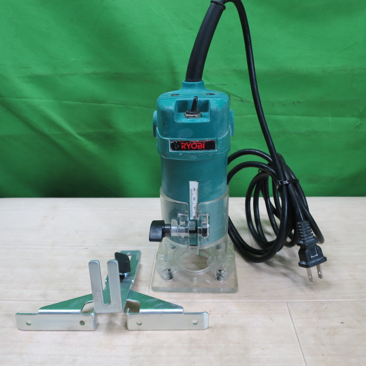 ☆RYOBI リョービ トリマ TR-51 電動 工具 トリマー ルーター コード式 100V☆