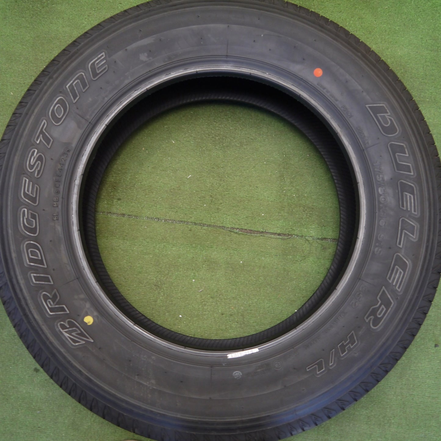 新車外し！23年★ジムニー 等 175/80R16 ブリヂストン デューラー H/L 852 DUELER タイヤ 16インチ★6052505Hノタ