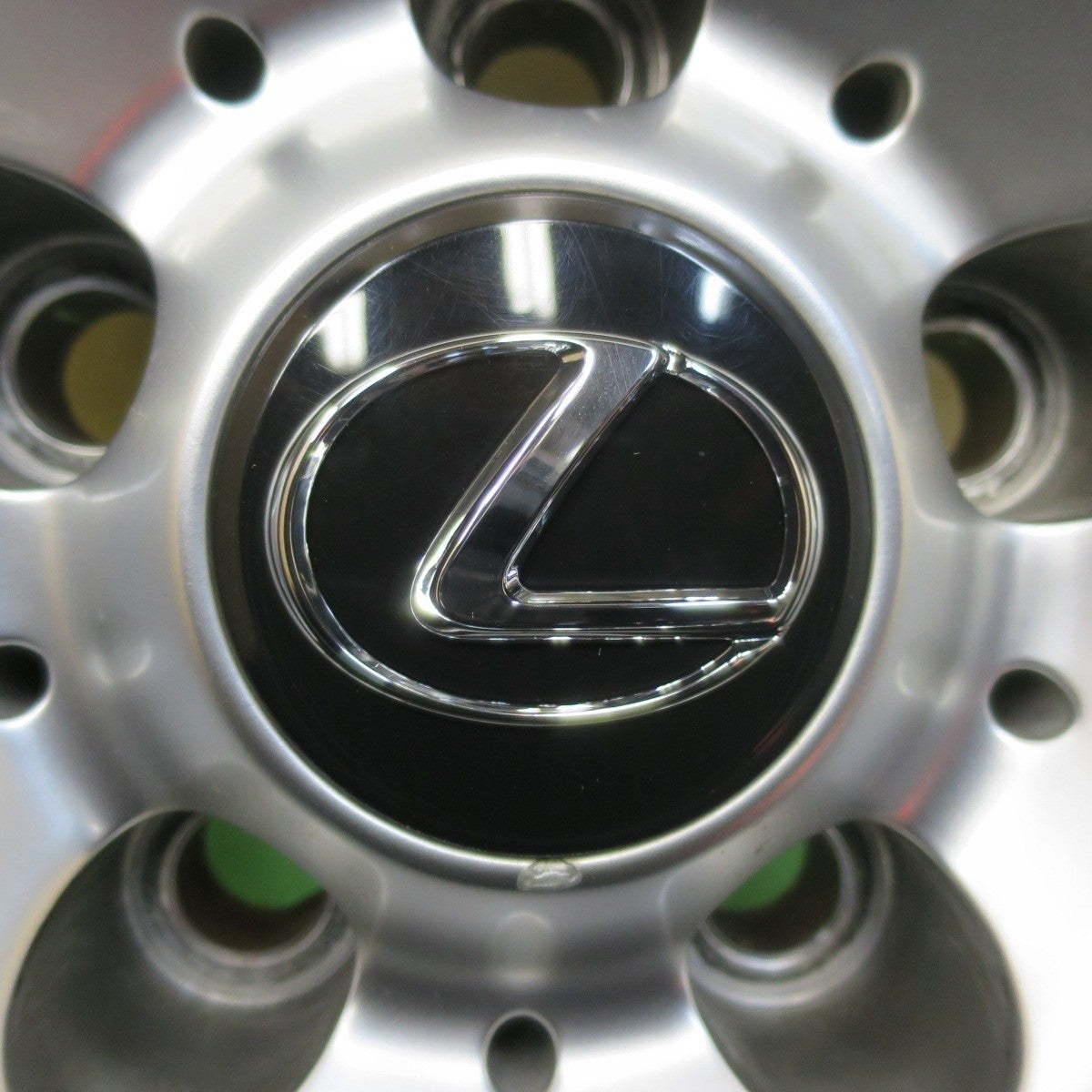 キレイ★レクサス 等 235/55R19 スタッドレス ブリヂストン ブリザック DM-V3 阿部商会 19インチ PCD114.3/5H★5020101イス