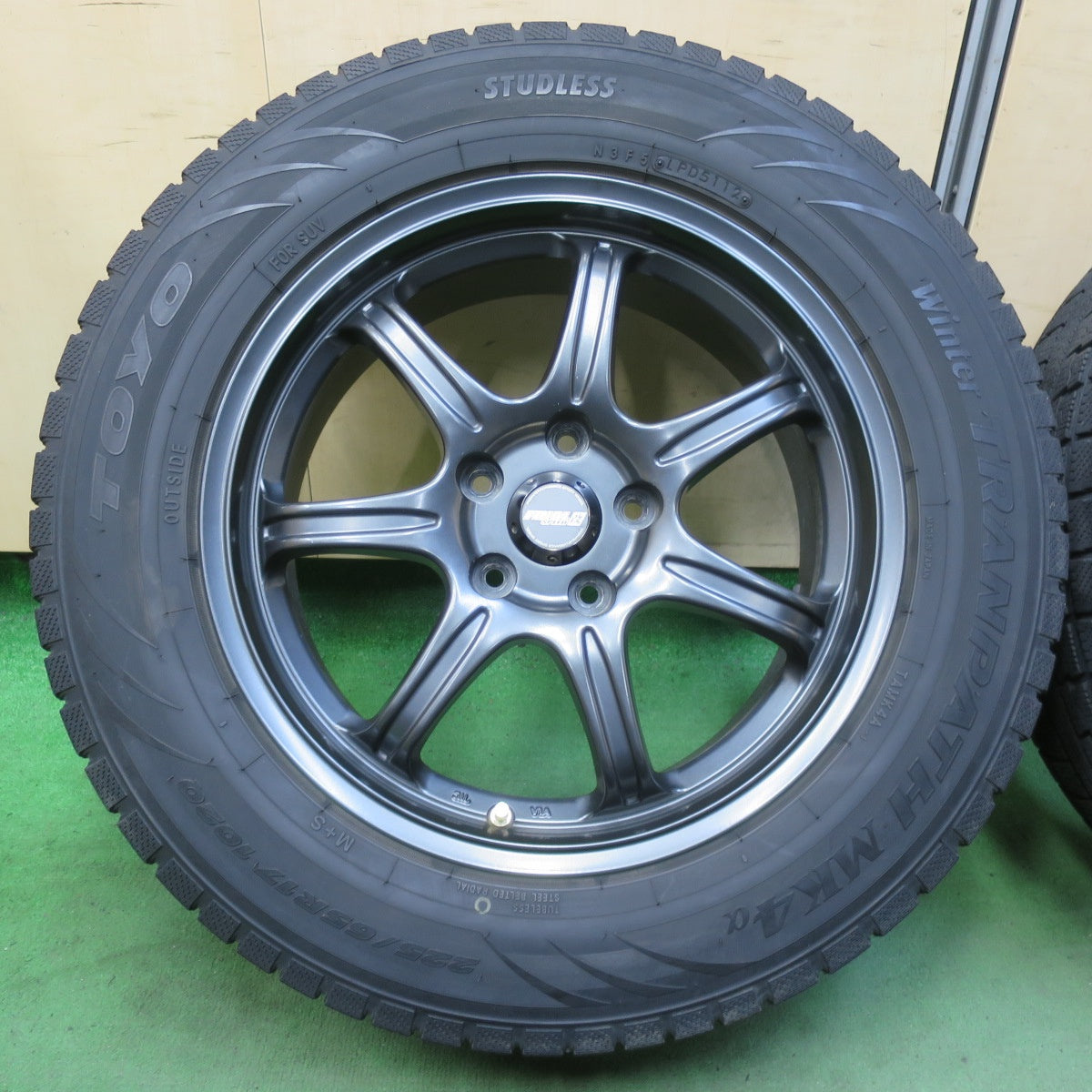 キレイ★FAINAL SPEED 改 225/65R17 スタッドレス トーヨー ウインター トランパス MK4α 17インチ ファイナルスピード PCD114.3/5H★5100901イス