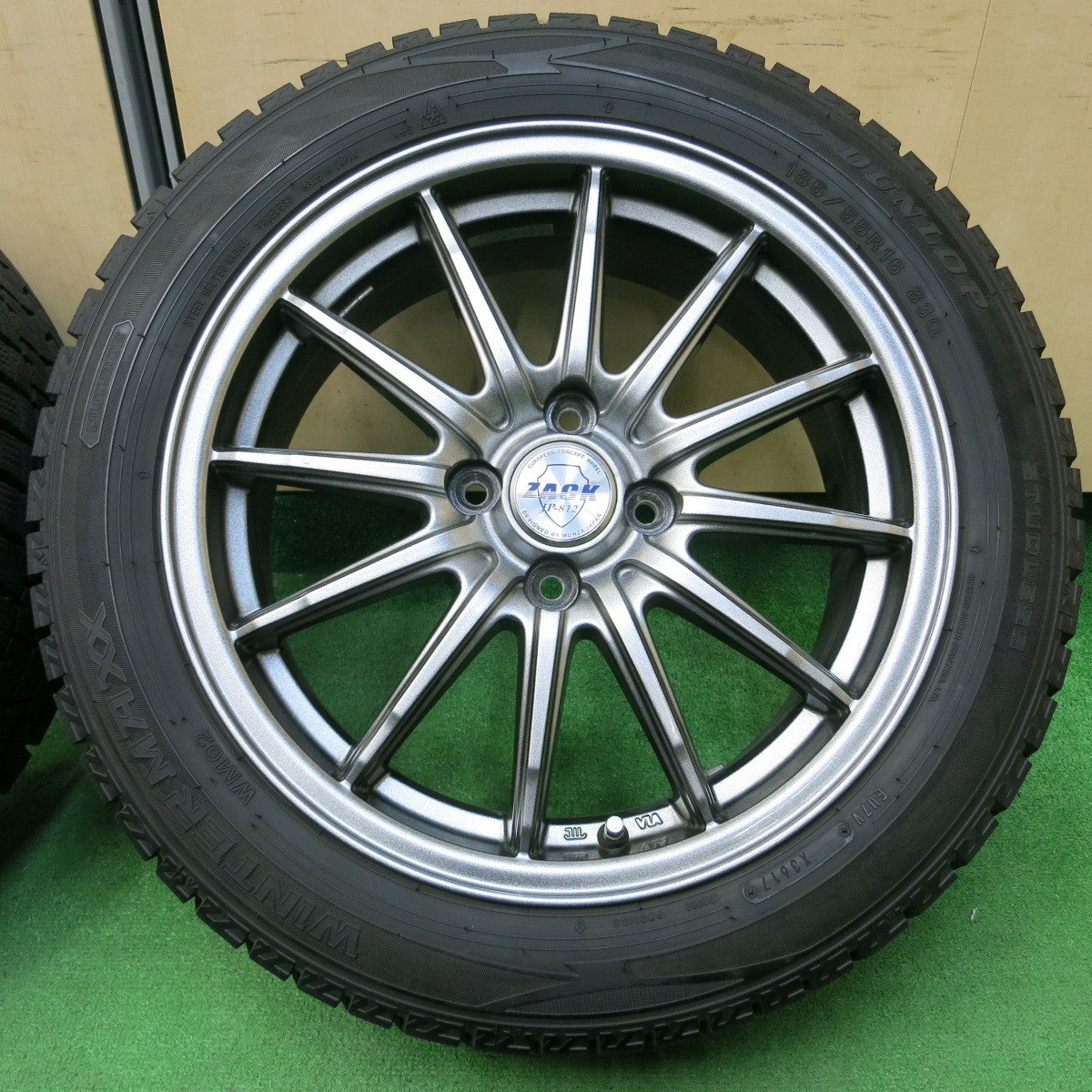 *送料無料* バリ溝！キレイ！9.5分★スタッドレス 185/55R16 ダンロップ ウインターマックス WM02 ZACK JP-812 MONZA PCD100/4H★4043006イス