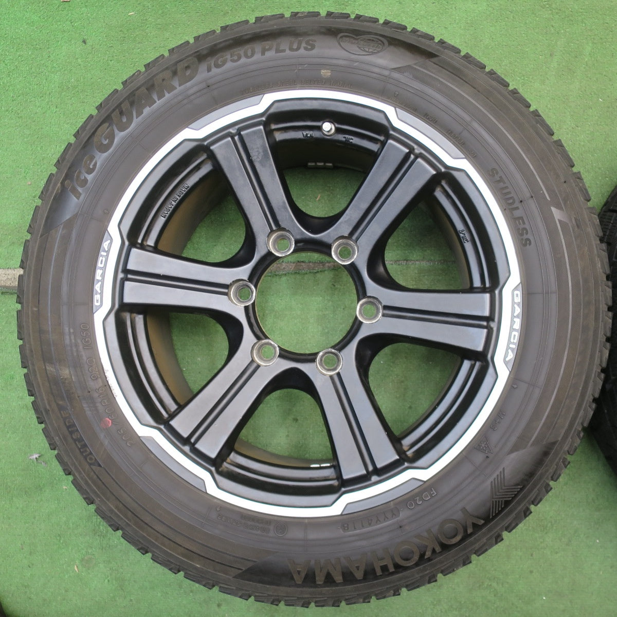 バリ溝！9.5分◎RAYS GARCIA REVOLVER 205/60R16 スタッドレス ヨコハマ アイスガード iG50 プラス レイズ ガルシア リボルバー 16インチ PCD139.7/6H◎6060801NJス