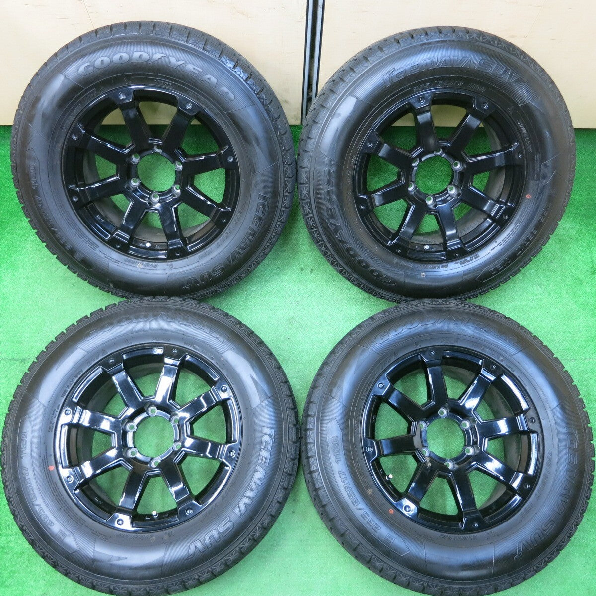 バリ溝 キレイ 9.5分★ランクル等 265/65R17 スタッドレス グッドイヤー アイスナビ SUV 社外 アルミ PCD139.7/6H★3121201イス