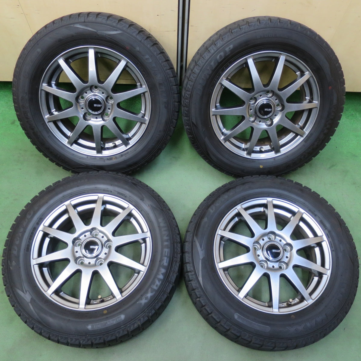 バリ溝！23年！キレイ！9分★スタッドレス 195/65R15 ダンロップ ウインターマックス WM02 Ti WHEELS 社外 アルミ 15インチ PCD114.3/5H★6052606イス