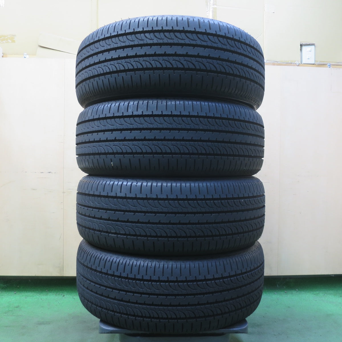 新車外し！26年★225/55R18 ヨコハマ ジオランダー SUV G055 G055E タイヤ 18インチ デリカ D:5 フォレスター エクリプス クロス 等★6072805イノタ