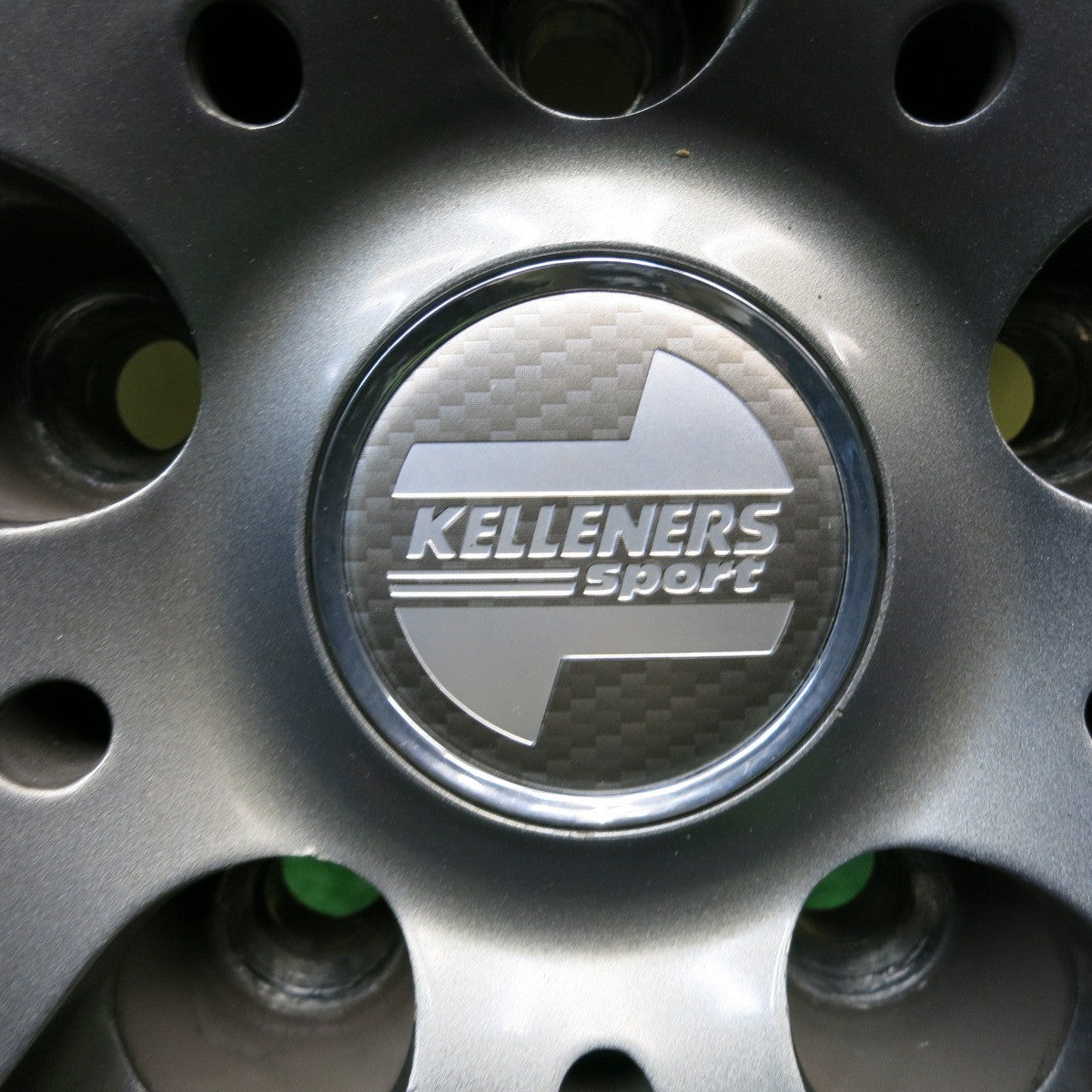 ほぼ未使用！24年！キレイ★BMW 等 KELLENERS Sport 225/55R17 スタッドレス グッドイヤー アイスナビ7 ケレナーズ スポーツ 17インチ PCD112/5H★5120614HAス