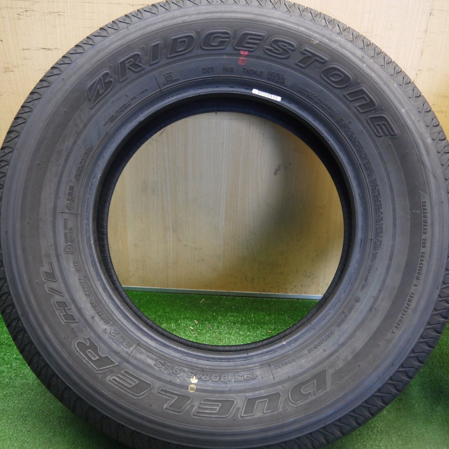 新車外し！25年★195/80R15 ブリヂストン デューラー H/L 852 DUELER タイヤ 15インチ ジムニー シエラ ジムニー ノマド 等★6052013Hノタ