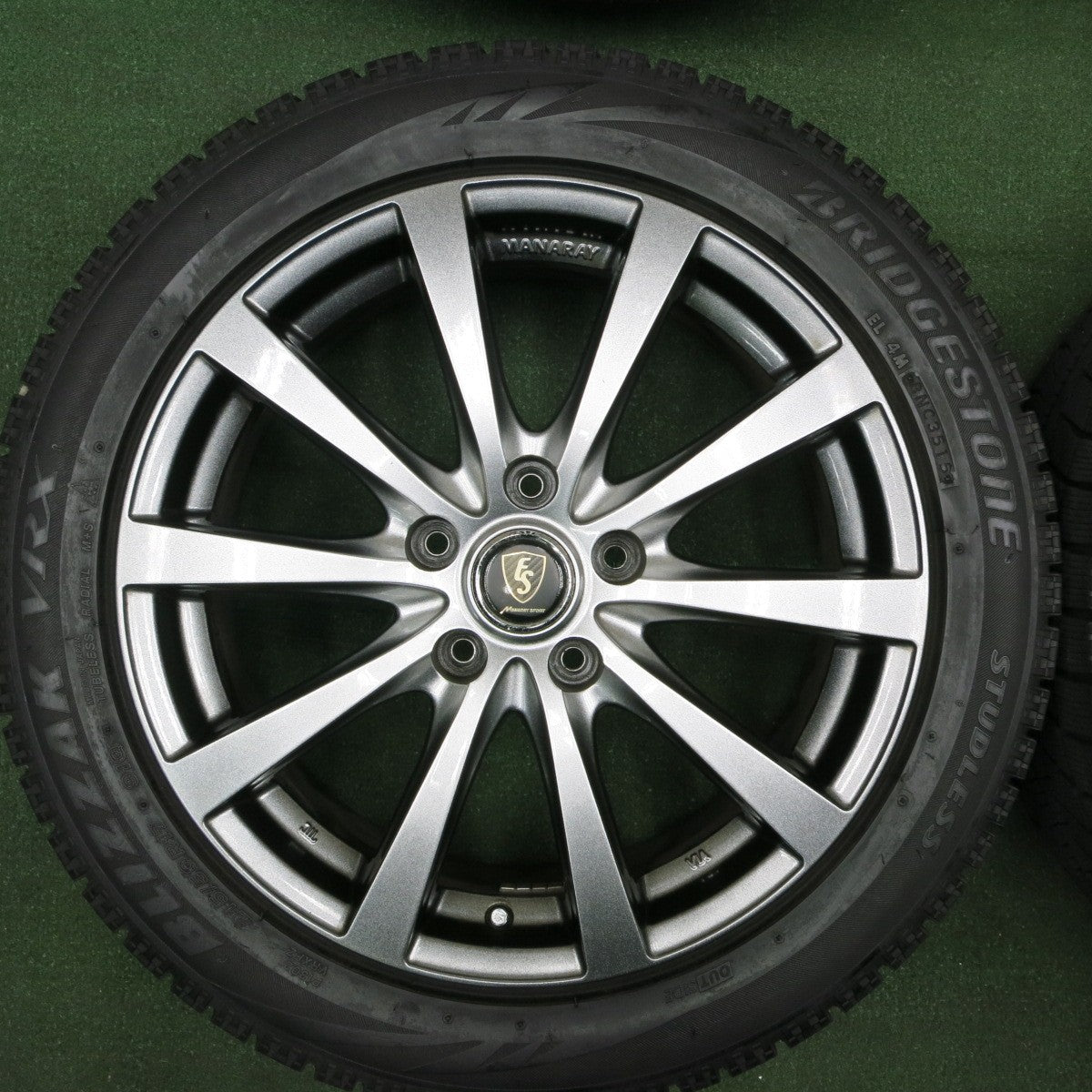 *送料無料* バリ溝！キレイ！9分★スタッドレス 215/50R17 ブリヂストン ブリザック VRX MANARAY SPORT マナレイスポーツ PCD114.3/5H★4041001TNス