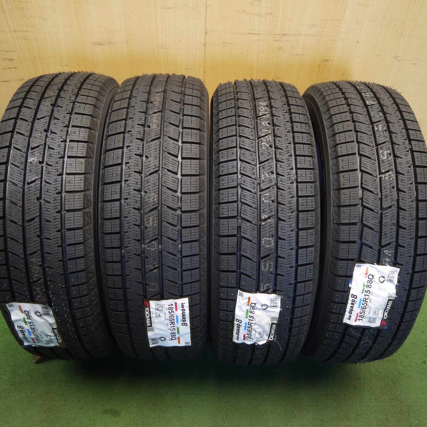 未使用！25年◎スタッドレス 185/65R15 ヨコハマ アイスガード iG80 タイヤ 15インチ シエンタ フリード 等◎6080406Hスタ