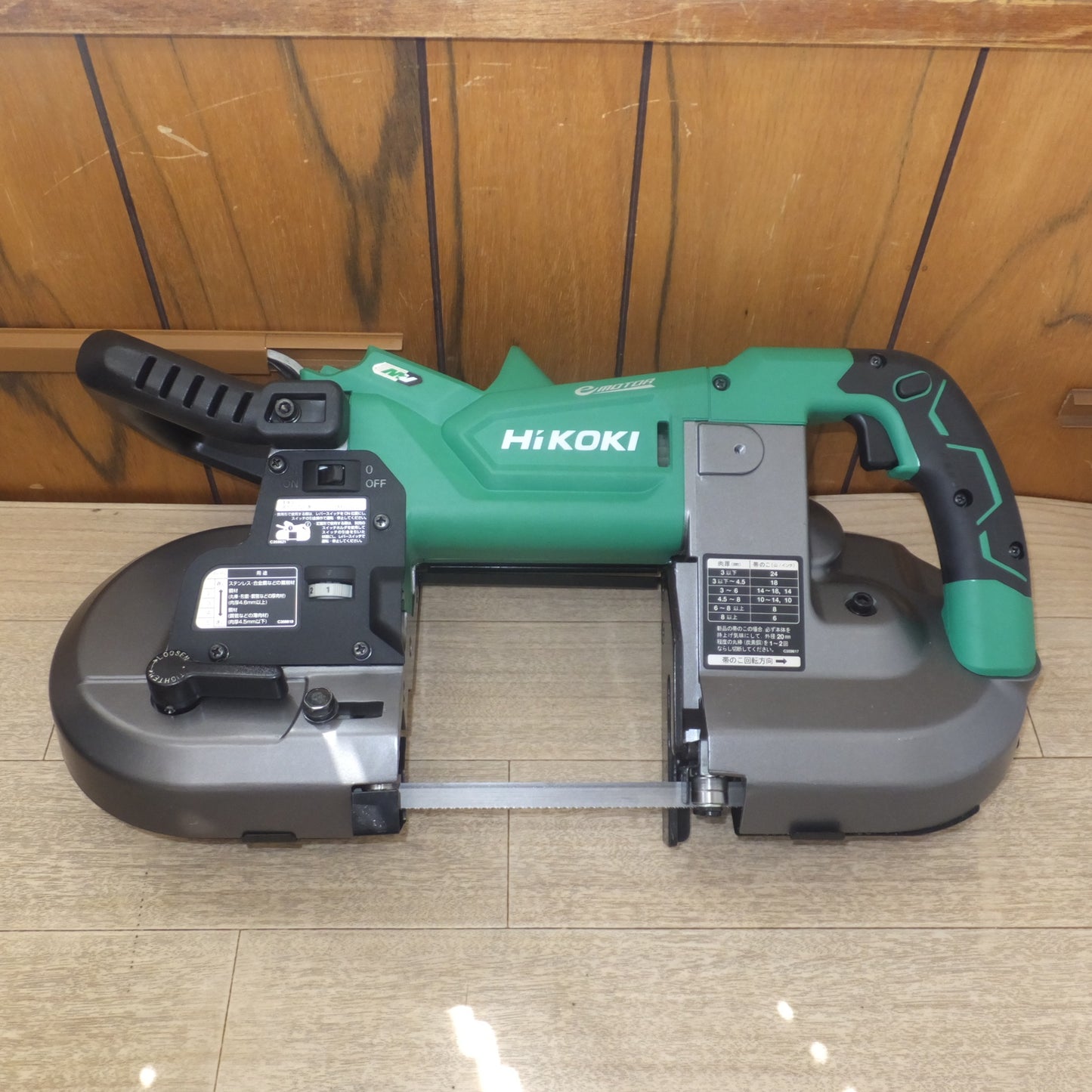 [送料無料] キレイ★ハイコーキ HiKOKI 120mm コードレスロータリバンドソー CB3612DA XP DC36V★