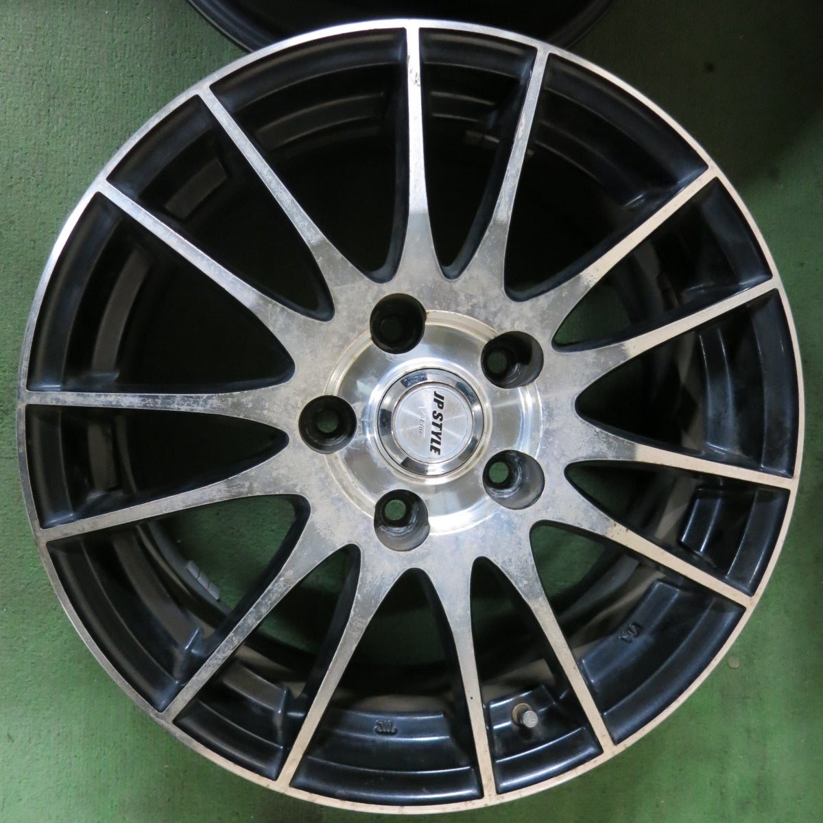 4本価格★JP STYLE V-Line 16インチ ホイール JPスタイル Vライン 16×6.5J PCD114.3/5H★5061307SYホ