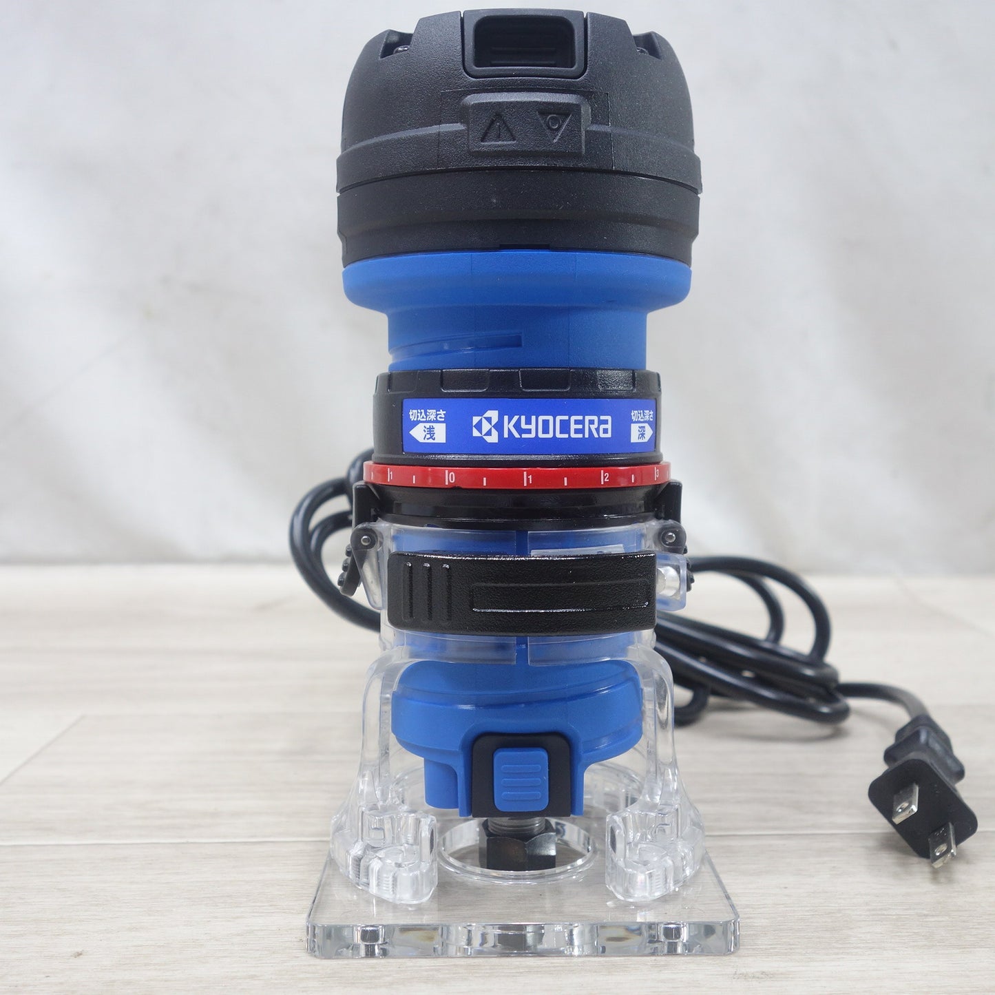[送料無料] 美品◆KYOCERA 京セラ トリマー MTR-42 電動 工具 木工 面取り 溝加工 コード式◆