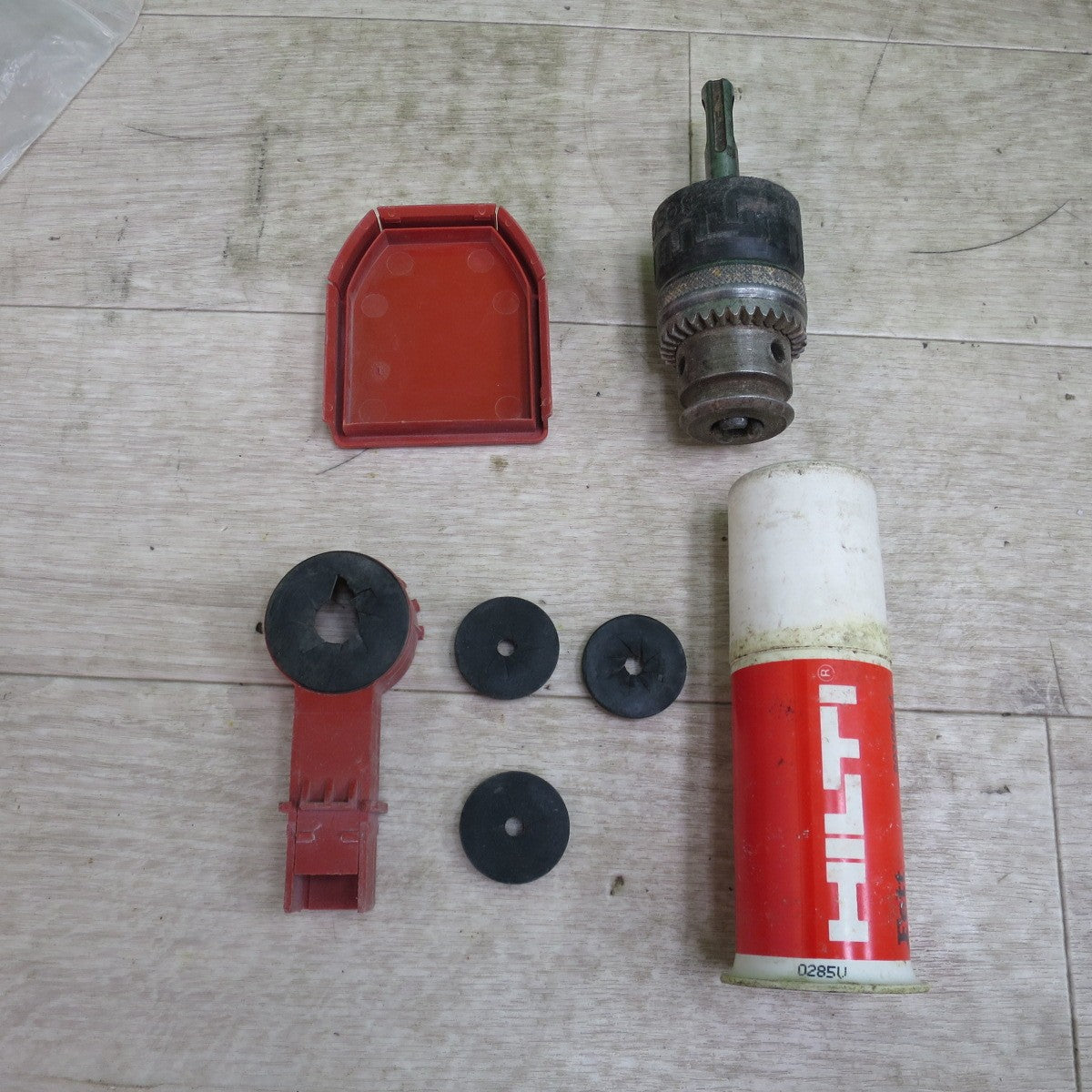[送料無料] 付属品付き☆HILTI ヒルティ ハンマードリル TE5 TE5-DRS 電動 工具 ハンマドリル ハツリ はつり 機☆
