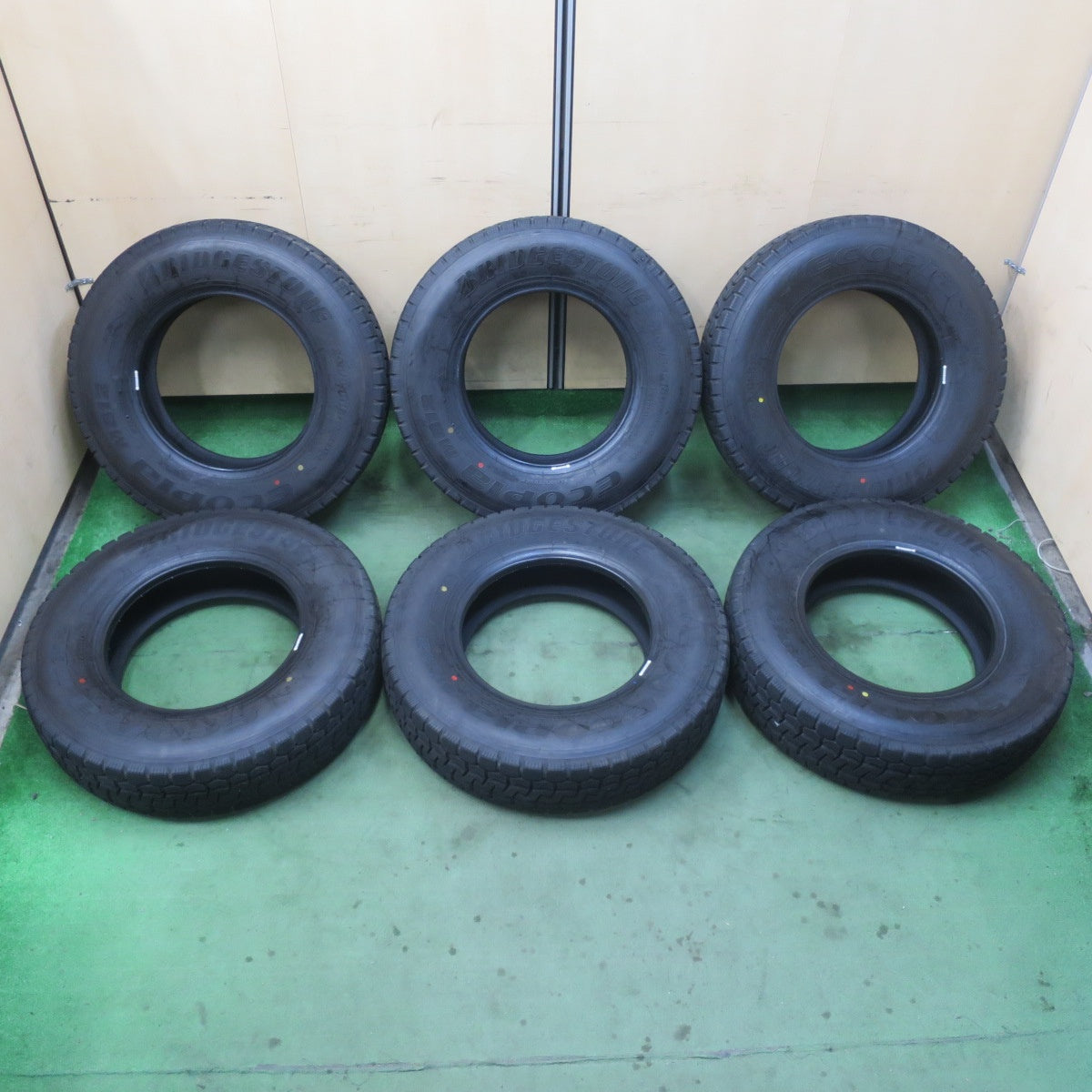 ほぼ未使用！25年！6本★トラック バス タイヤ 205/85R16 117/115N ブリヂストン エコピア M812 ミックス オールシーズン 16インチ★6013105イスタ