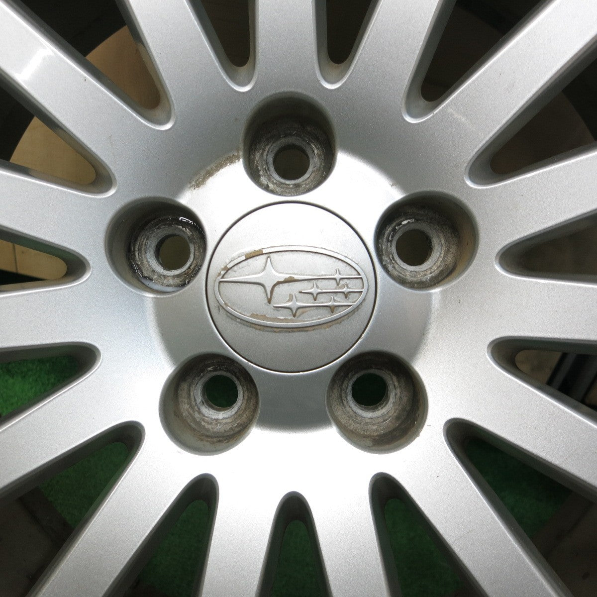 *送料無料* バリ溝！9分★スバル レガシィ 純正 225/45R18 スタッドレス ダンロップ ウインターマックス WM02 18インチ PCD100/5H★4042802KMス