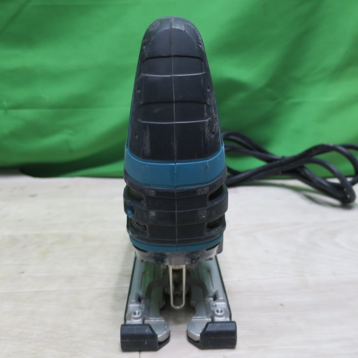 [送料無料] 付属品付き☆マキタ 4350FT ジグソー 100V 4350FT ケース付き 電気 ノコギリ 切断機 電動 工具☆