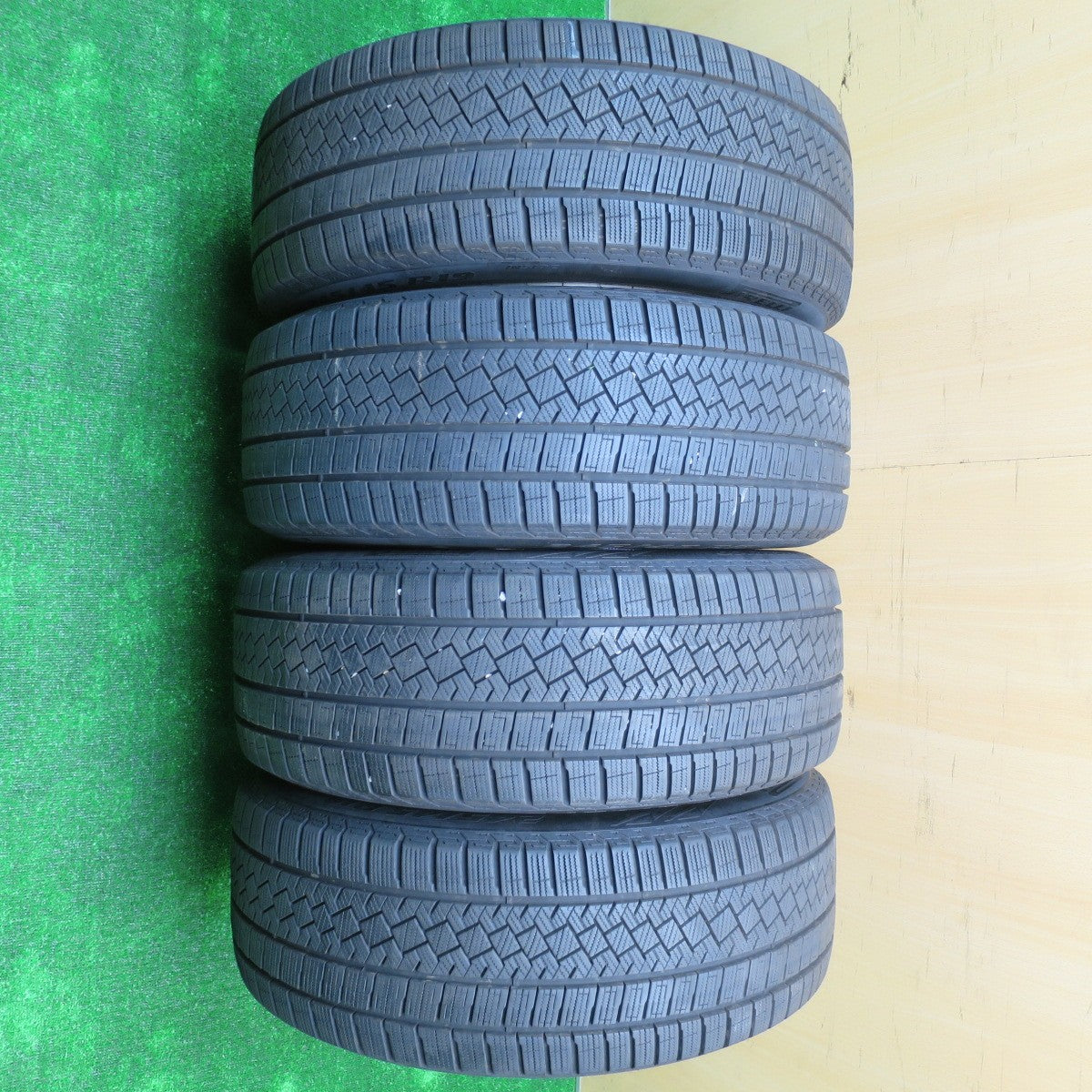 バリ溝！23年！キレイ！9.5分★WORK SCHWERT SG2 245/45R19 スタッドレス ピレリ アイスゼロ アシンメトリコ ワーク シュヴァート 19インチ PCD114.3/5H★5100701NJス