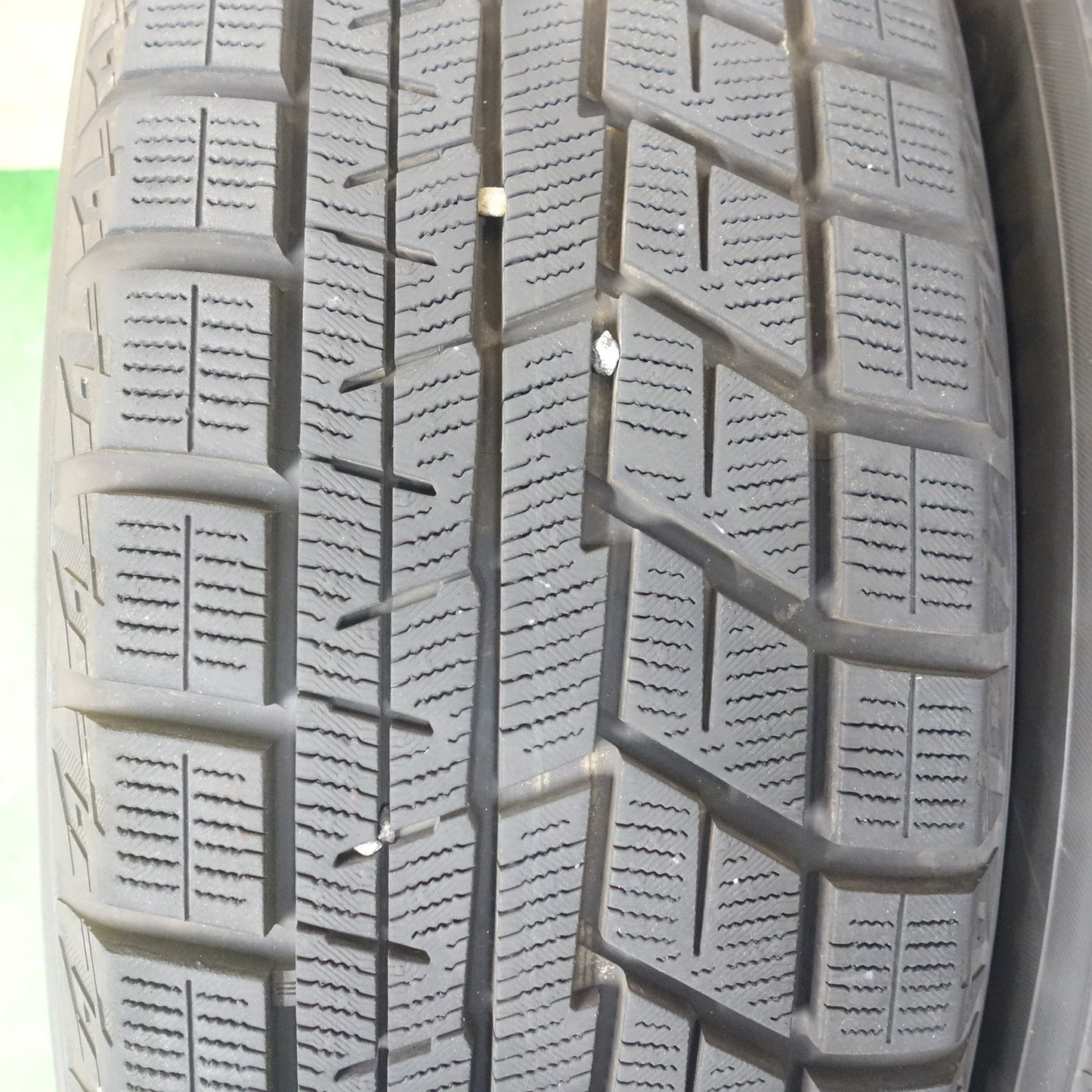 バリ溝！22年！キレイ！9.5分以上★プリウス 等 195/65R15 スタッドレス ヨコハマ アイスガード iG60 SPORT ABELIA スポルト アベリア 15インチ PCD100/5H★6020905KTス