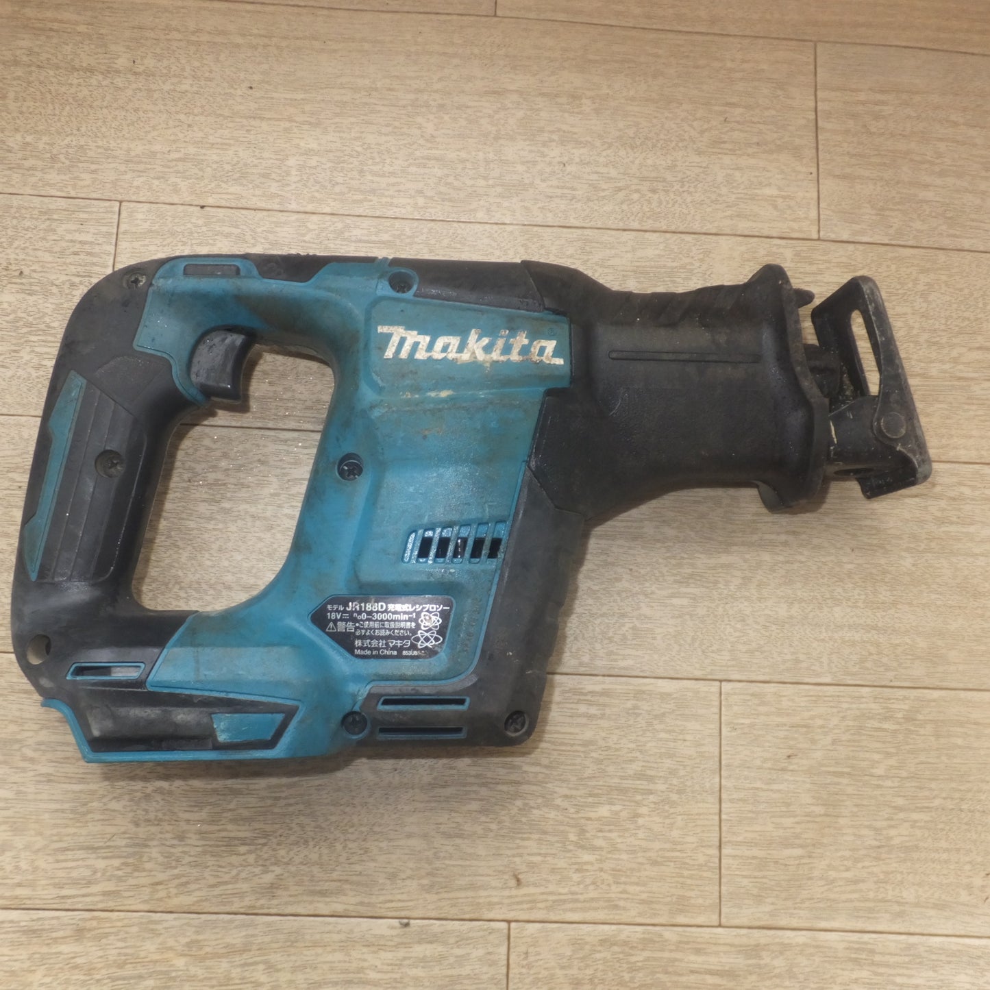 [送料無料] ★マキタ makita 充電式レシプロソー JR188DZK 18V 本体のみ★