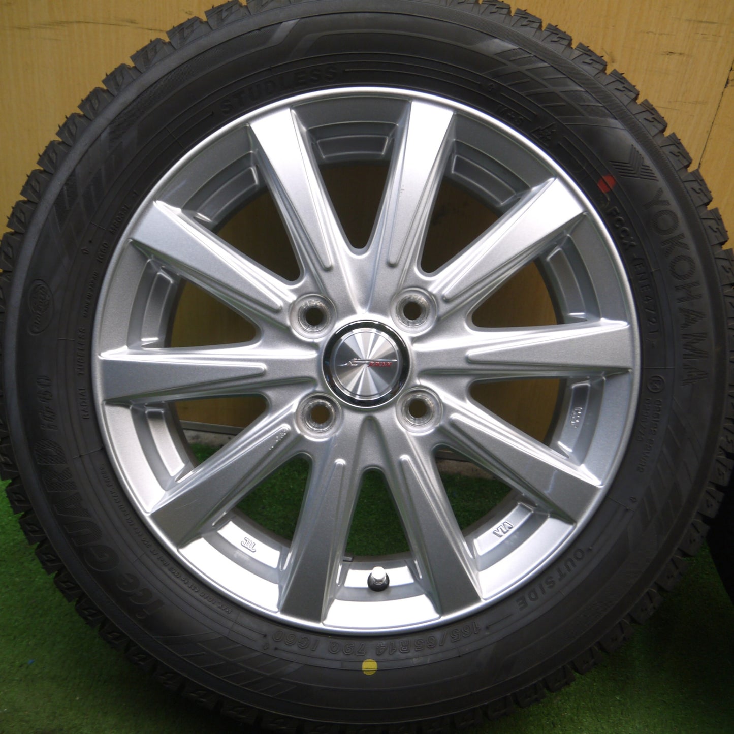 *送料無料* 超バリ溝！21年！キレイ！ほぼ10分★スタッドレス 165/65R14 ヨコハマ アイスガード iG60 JOKER ジョーカー PCD100/4H★4040801Hス